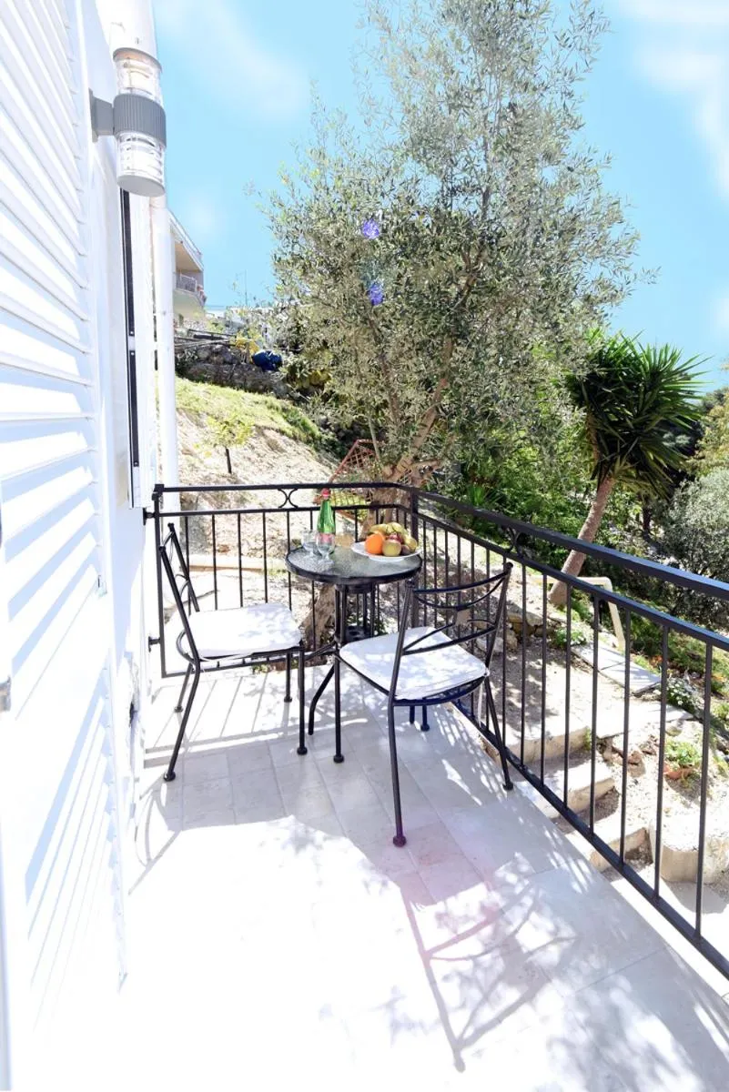 Balcony/Terrace in The Stunning B&B