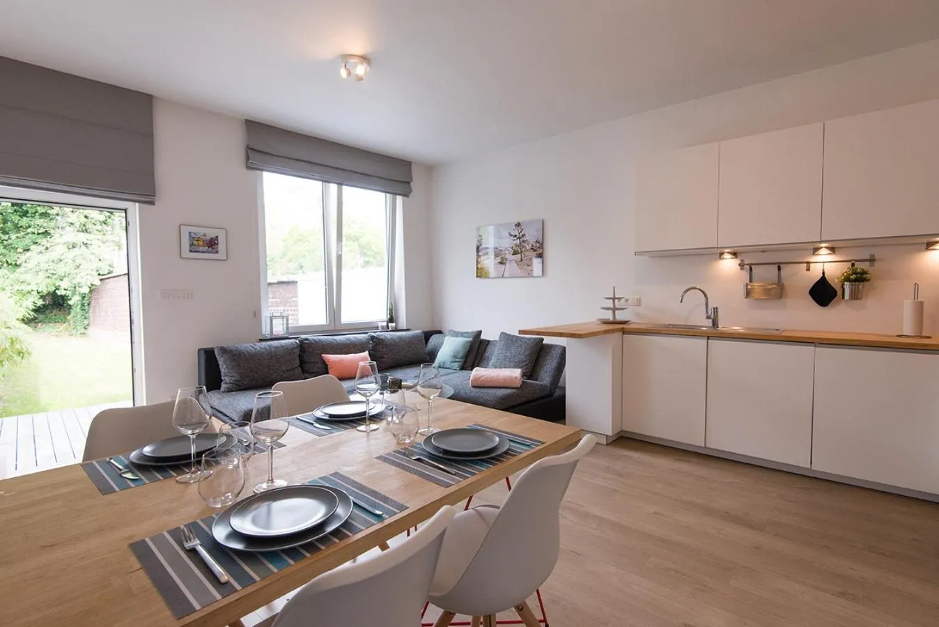 Dining area in La petite Naimette