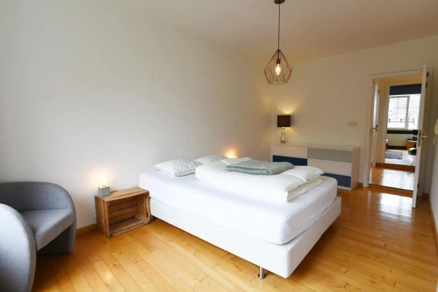 Bedroom, Bed in La petite Naimette