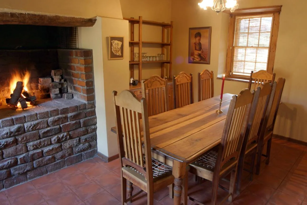 Lounge or bar in Red Stone Hills