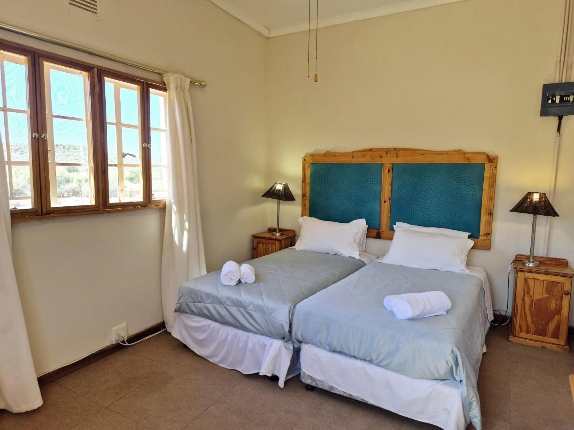 Bedroom, Bed in Red Stone Hills
