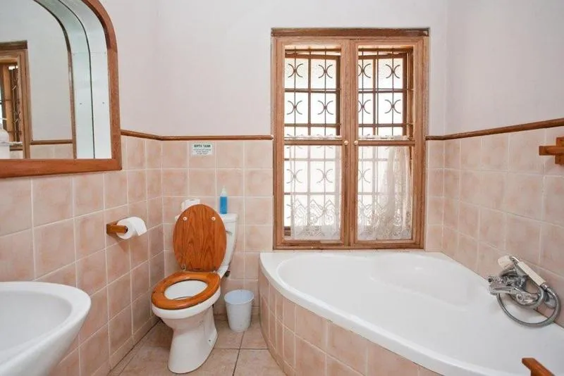 Bathroom in Red Stone Hills