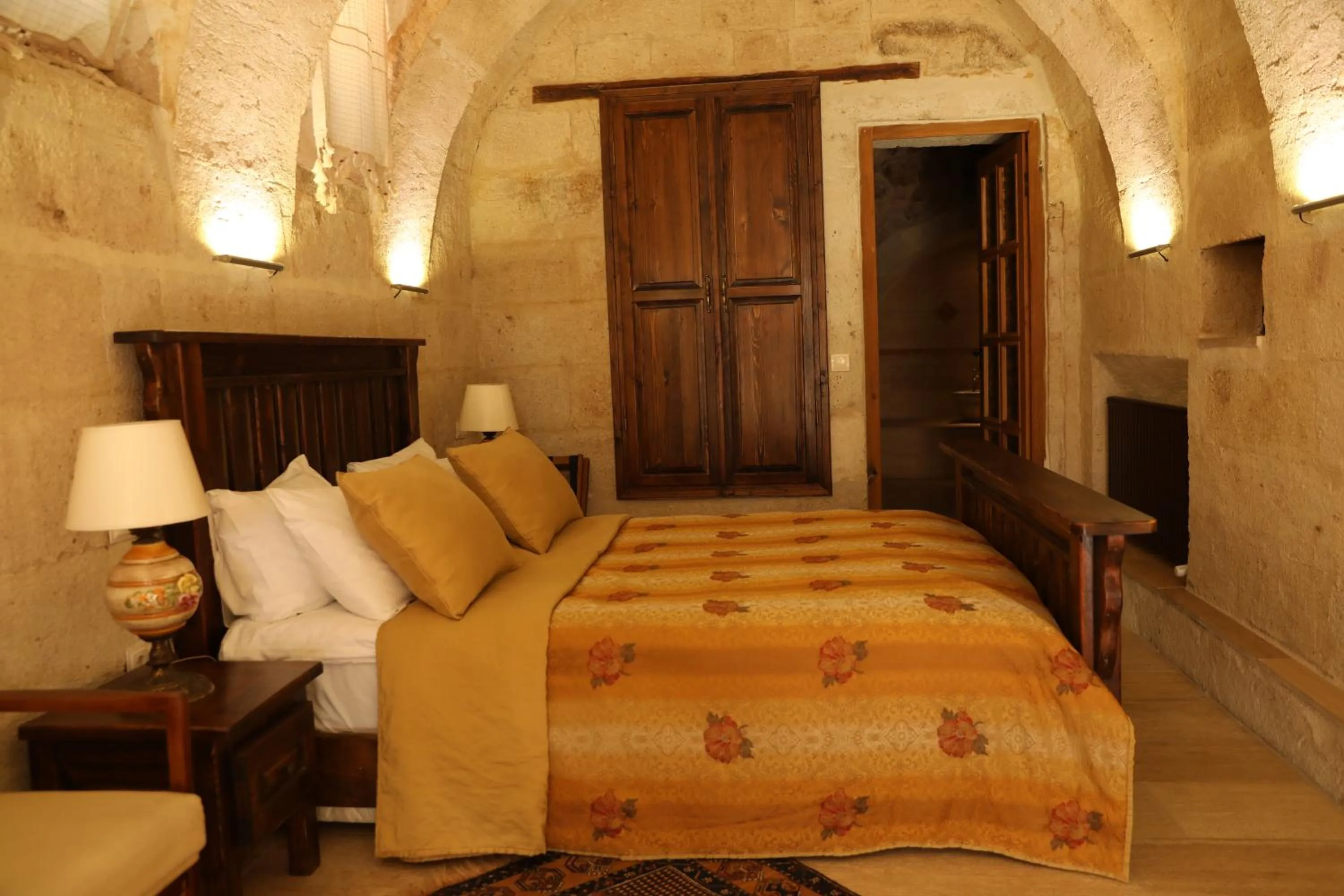 Bedroom, Bed in Hanımkız Konagı