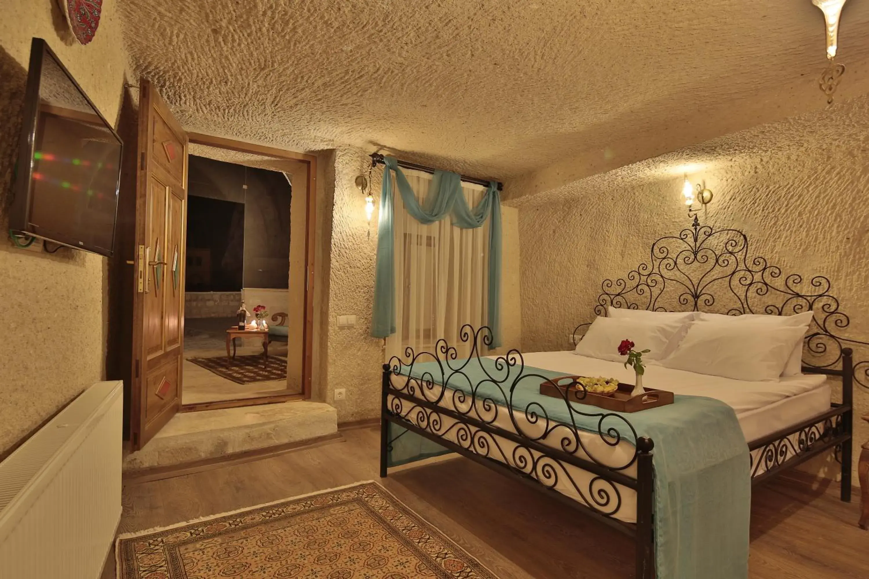 Deluxe Cave Suite in Jacob's Cave Suites - Cappadocia Deluxe Cave Suite in Jacob's Cave Suites - Cappadocia