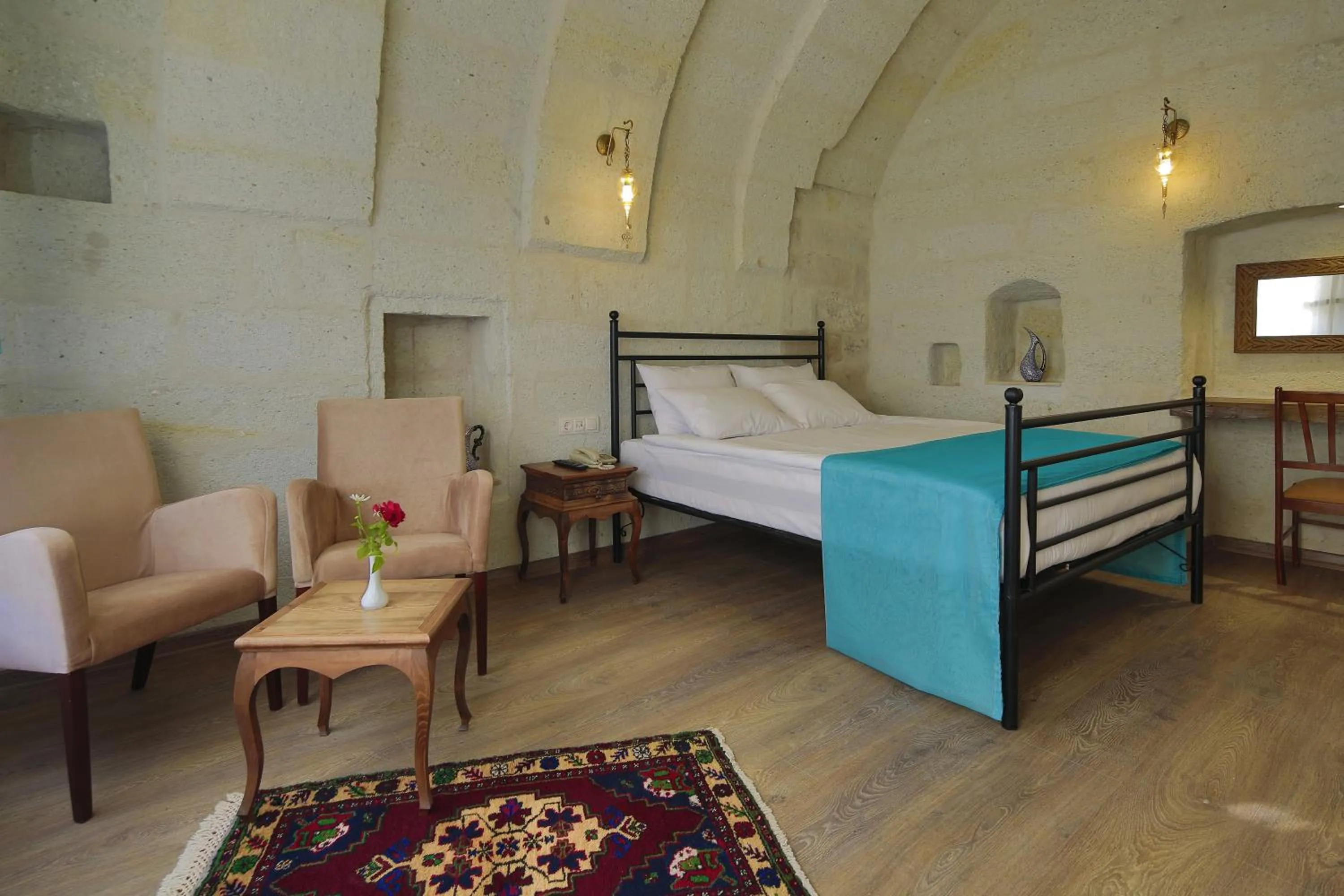Bed in Jacob's Cave Suites - Cappadocia