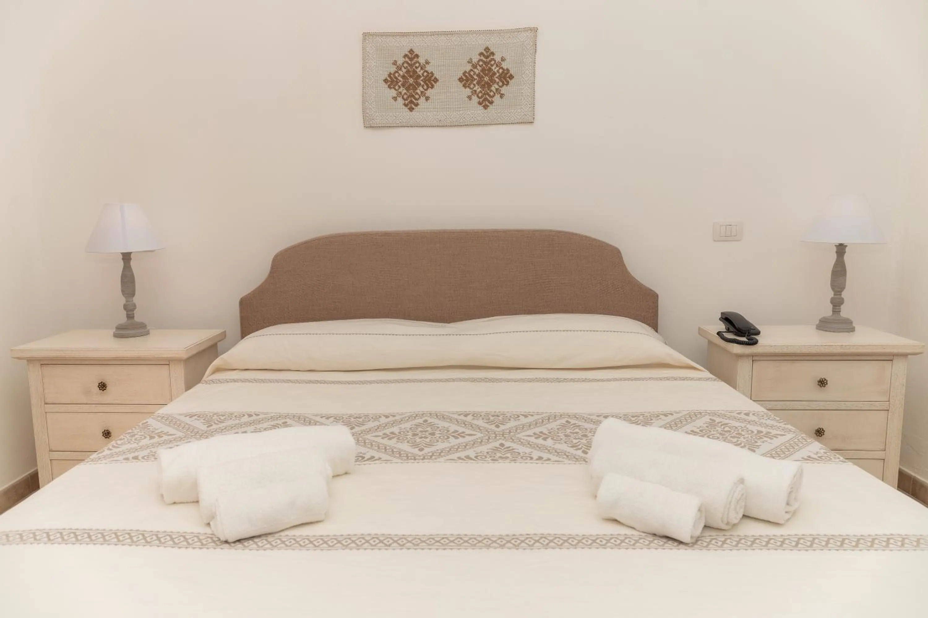 Facility for disabled guests, Bed in GH Diana Hotel