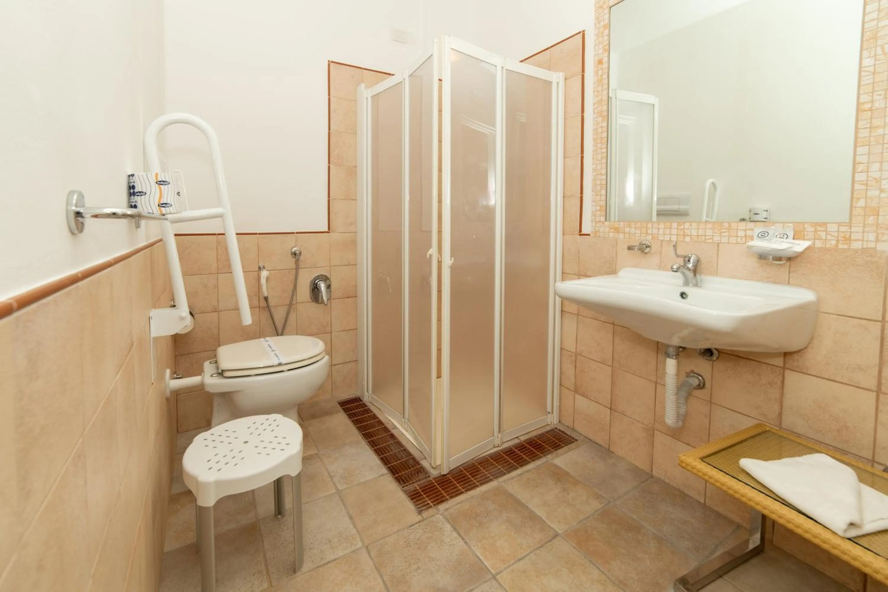 Bathroom in GH Diana Hotel