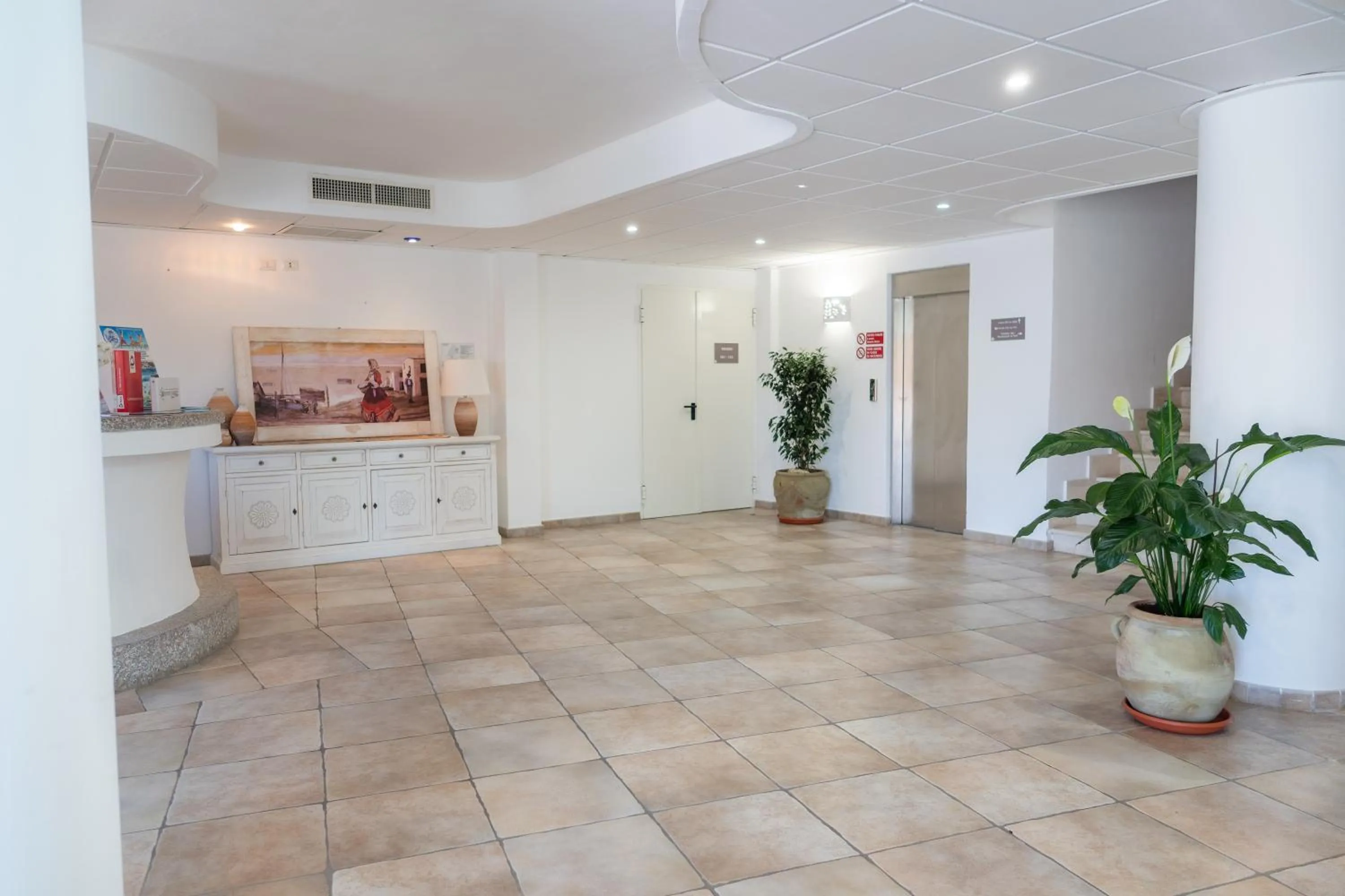 Lobby or reception in GH Diana Hotel