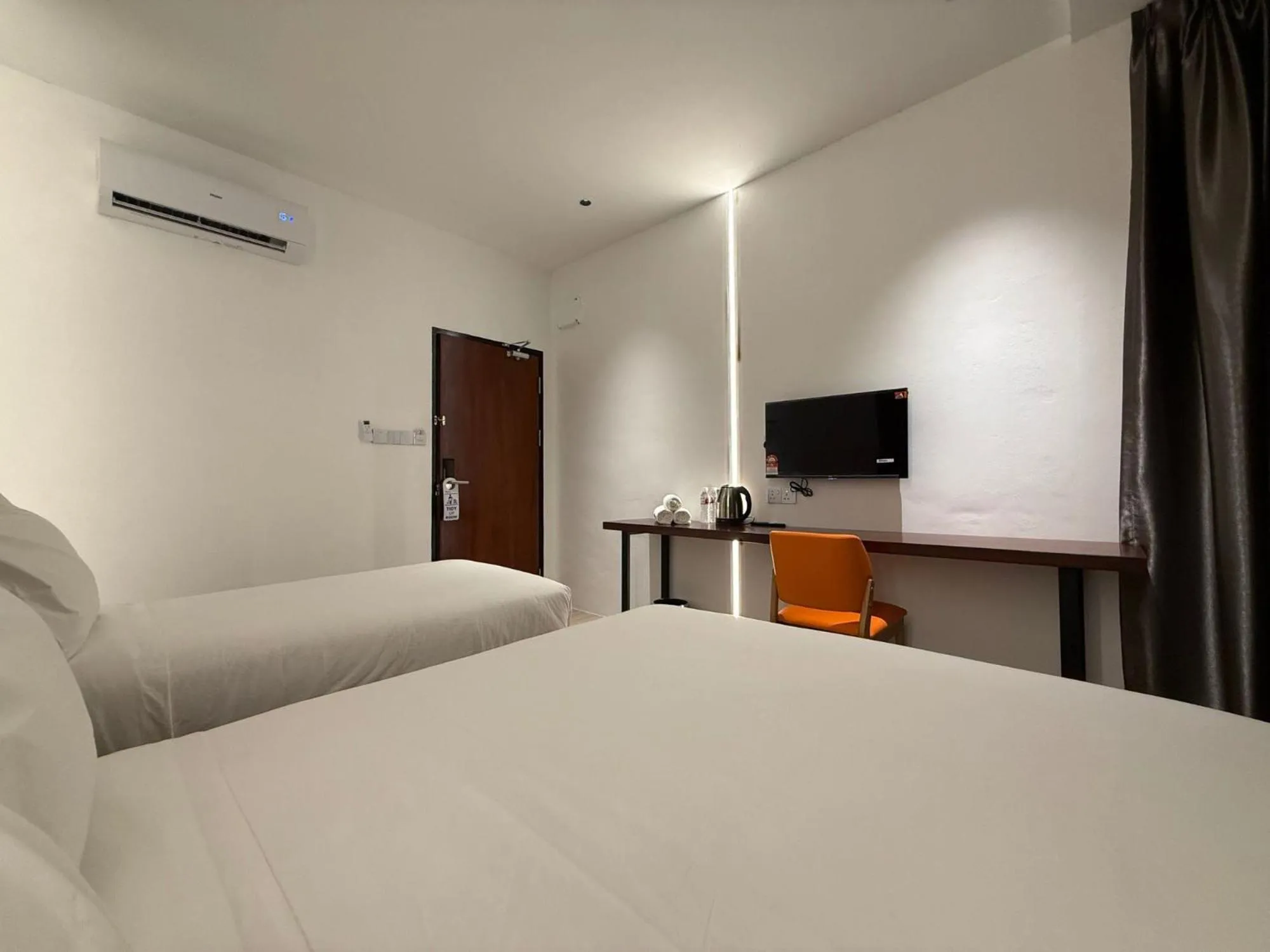 Bedroom, Bed in OYO 91193 Hi Inn Sibu Jaya