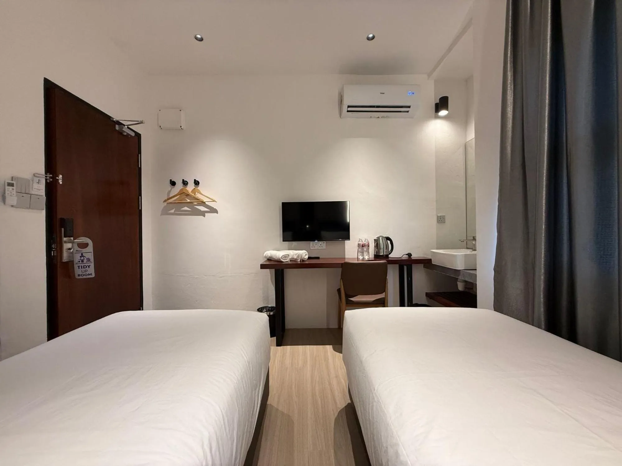 Bedroom, Bed in OYO 91193 Hi Inn Sibu Jaya