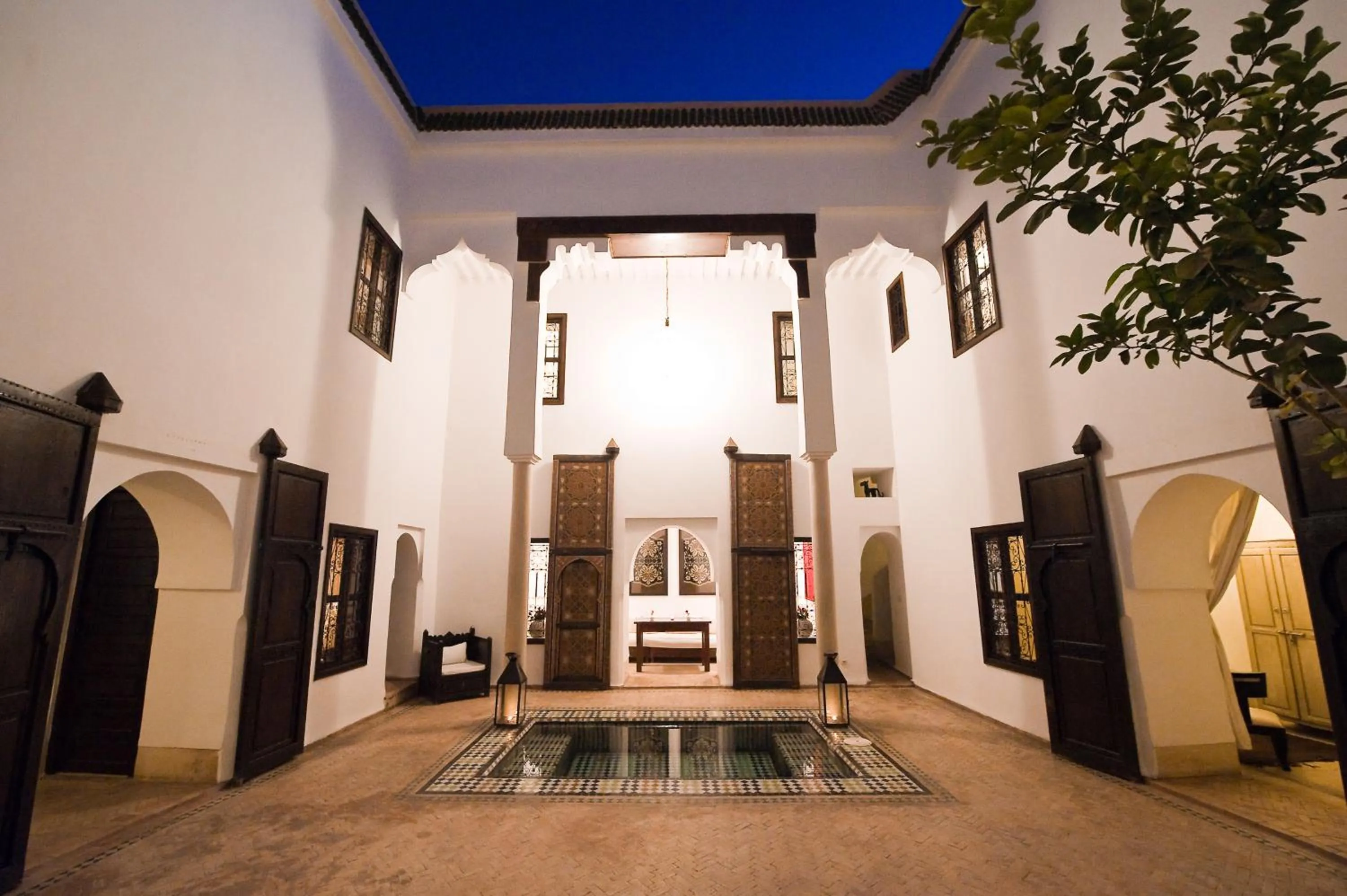 Property building in Riad Porte Royale