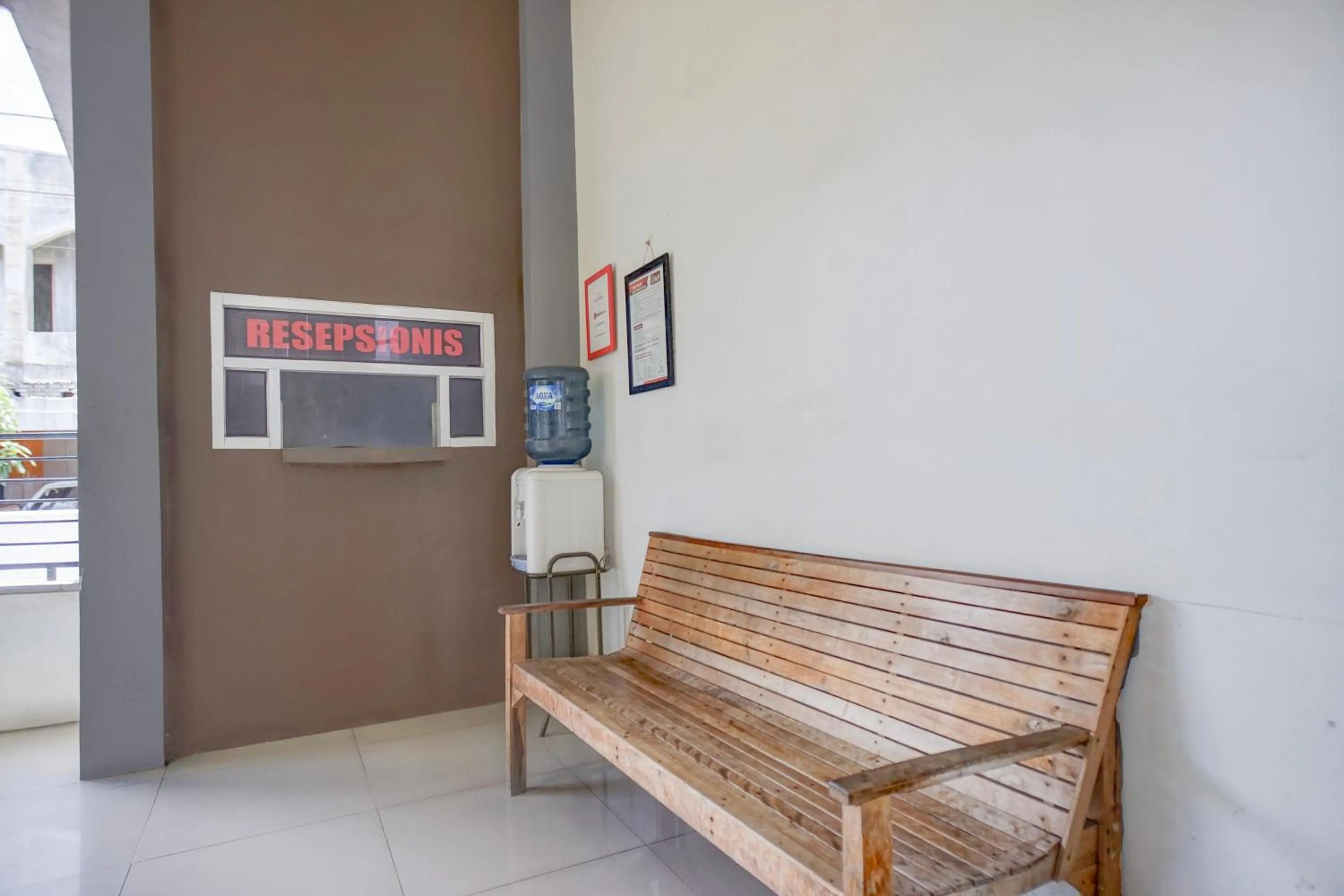 Lobby or reception in Hotel O Banda Aceh near UIN formerly Alif Guest House Syariah