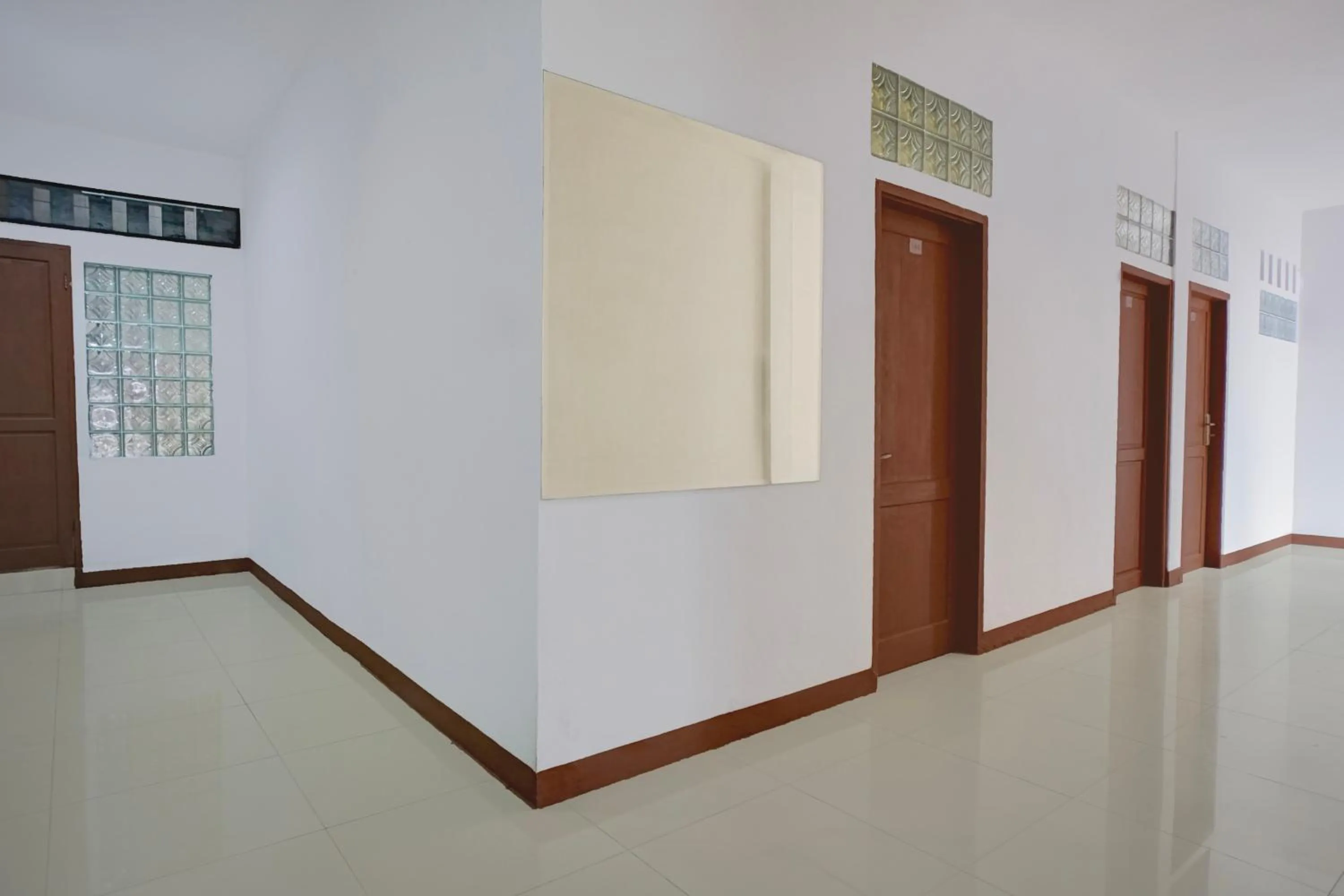 Lobby or reception in Hotel O Medan near Sun Plaza formerly Medan Baru House