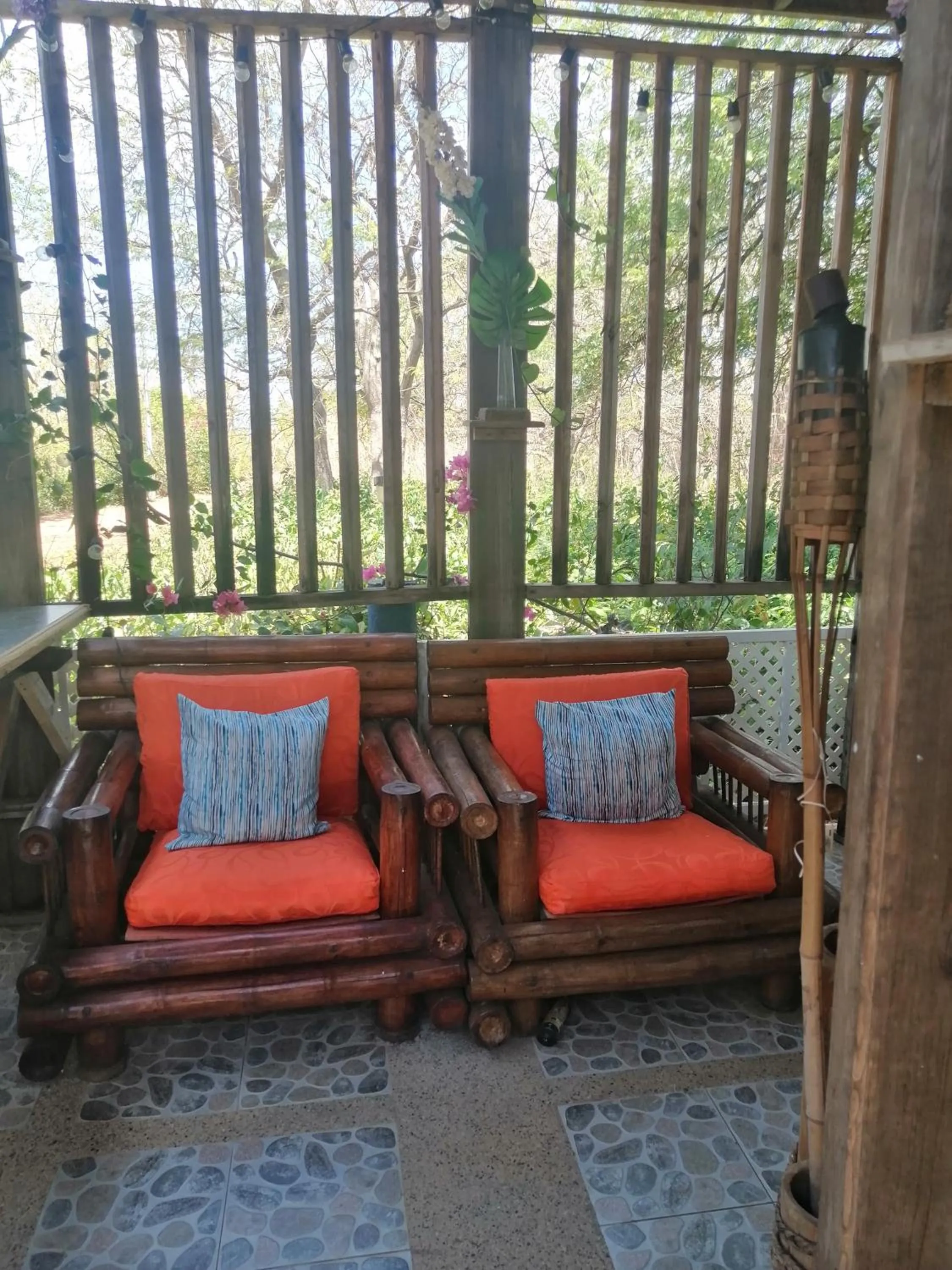 Living room in Casa Royal Palm Inn