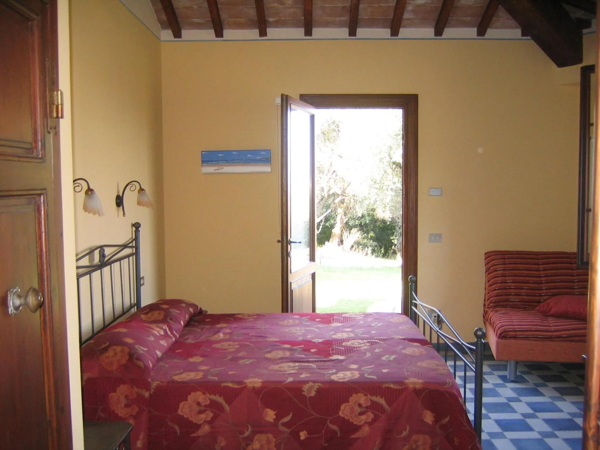Photo of the whole room, Bed in Il Pino