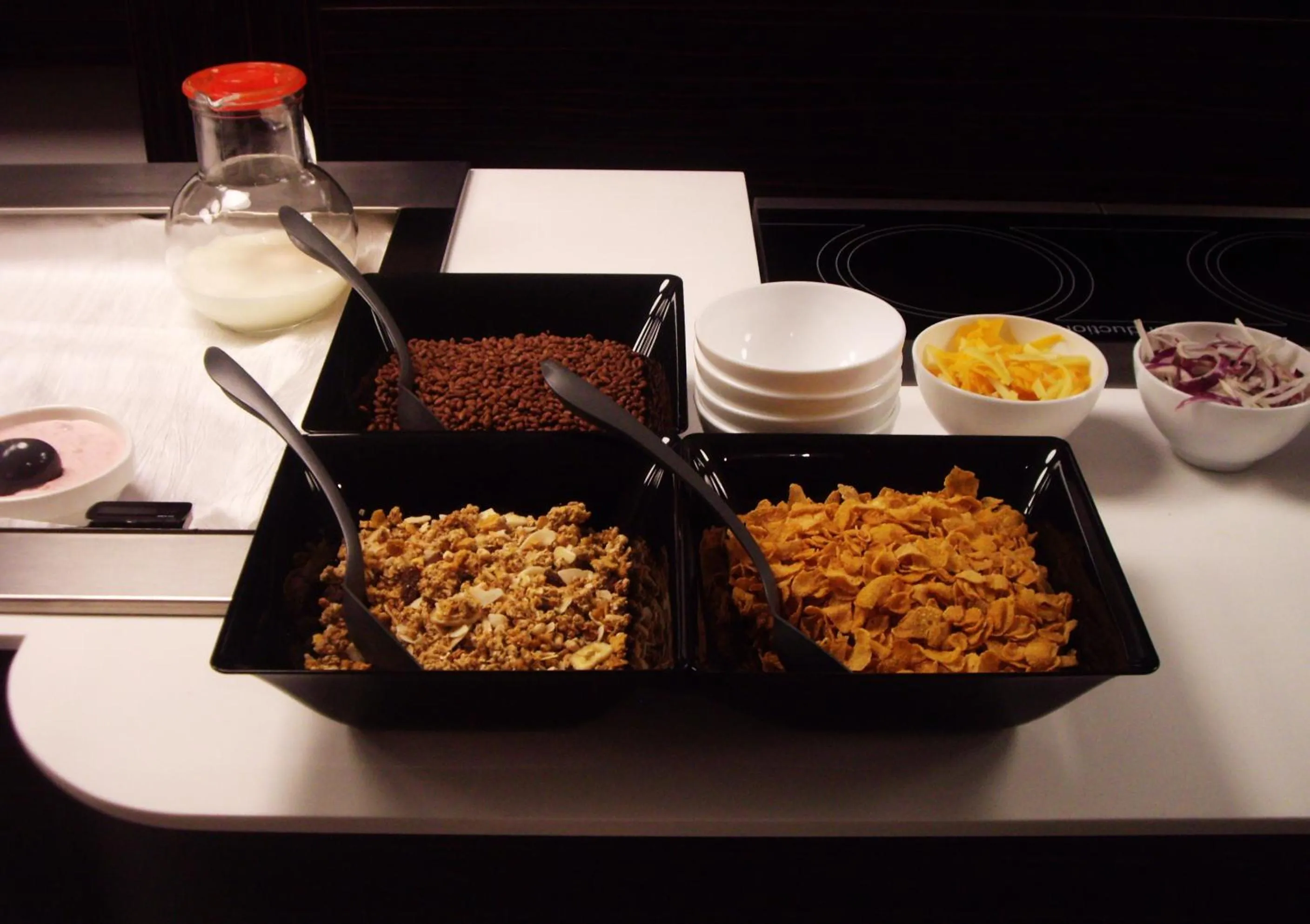 Buffet breakfast in Hôtel & Appartements Monsigny