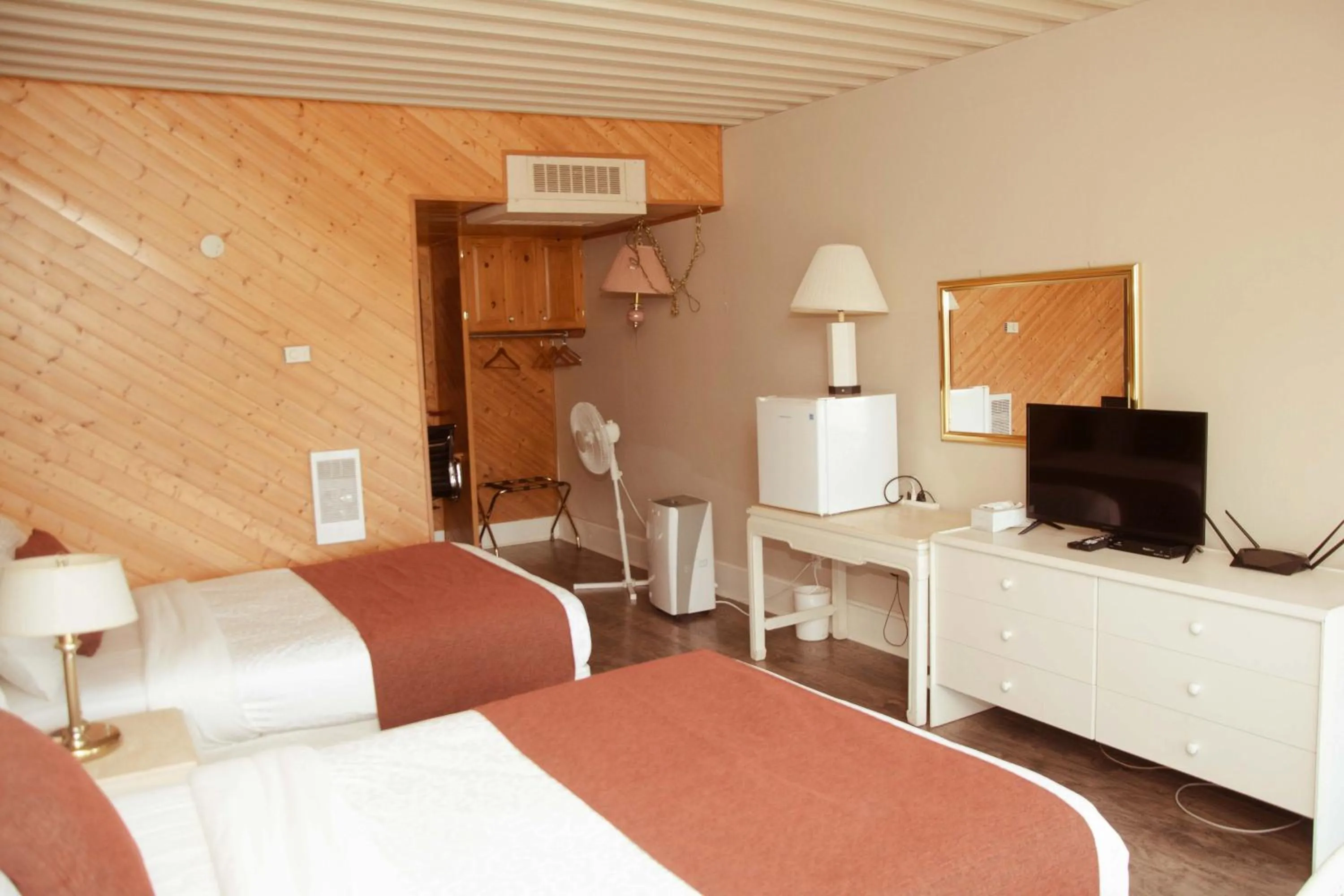 Photo of the whole room in Travels Inn Victoria County