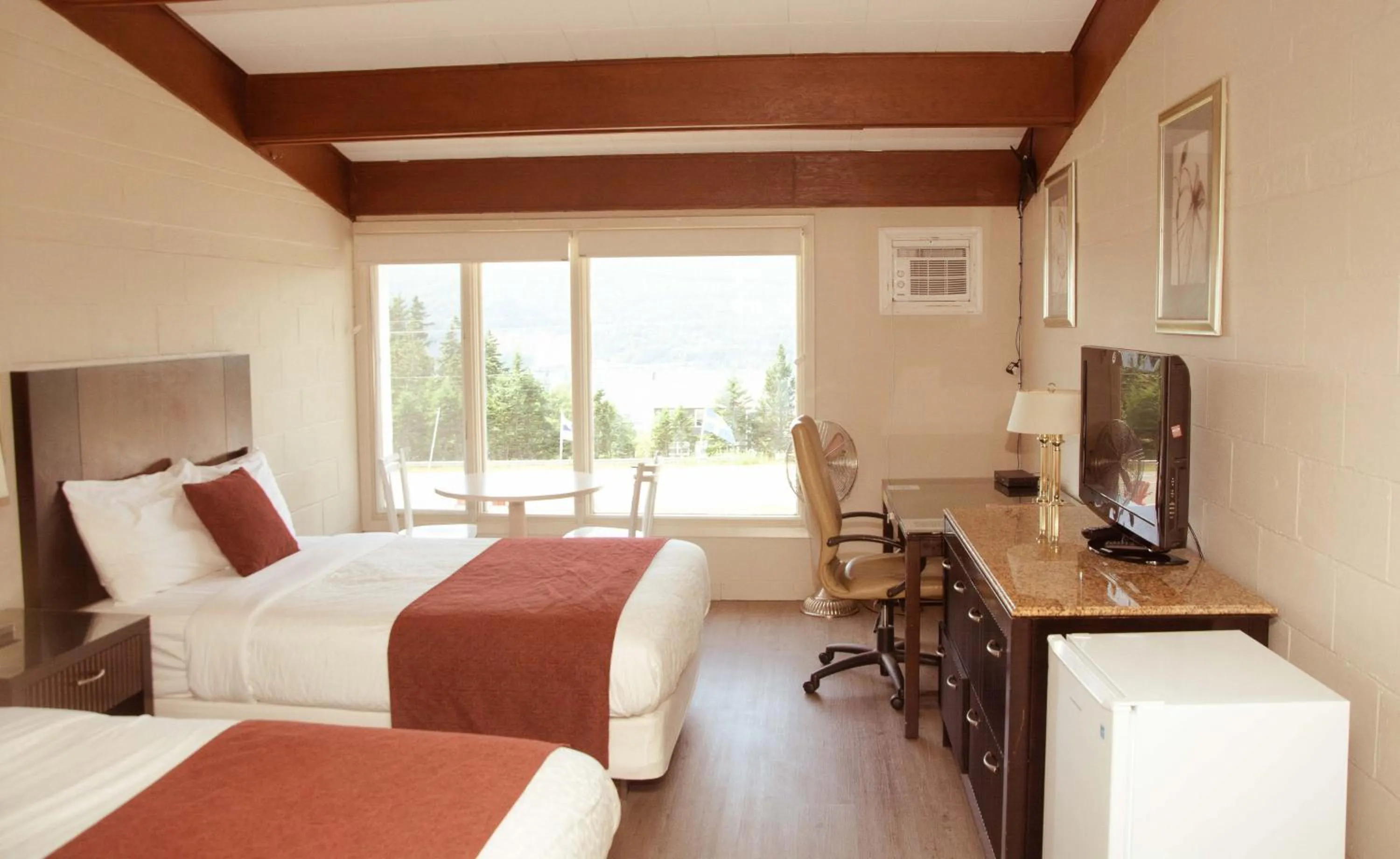 Photo of the whole room in Travels Inn Victoria County