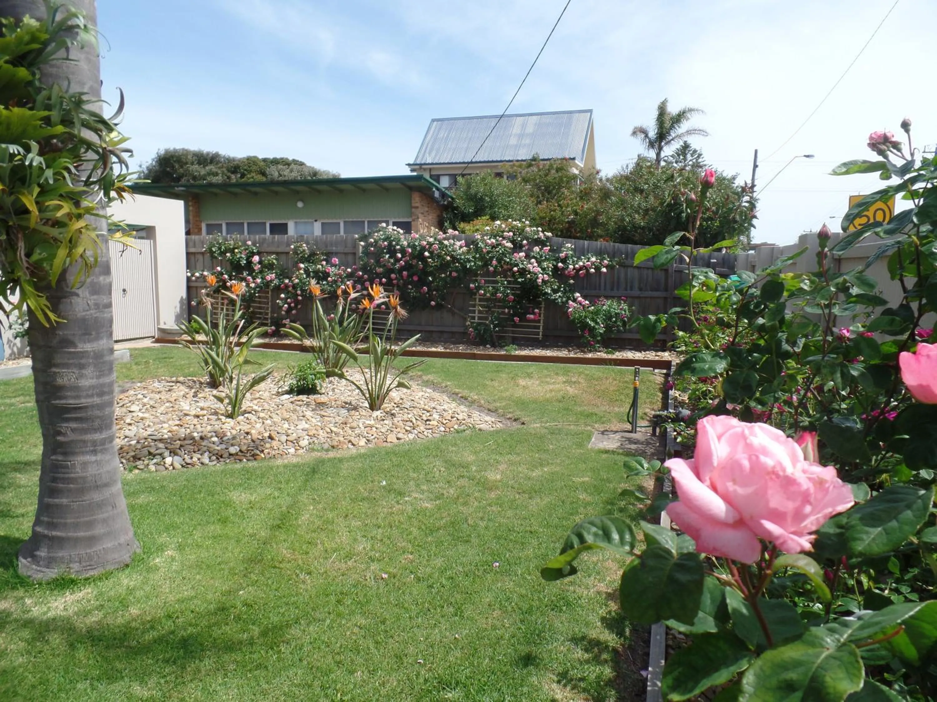 Property building in Dromana Beach Getaway