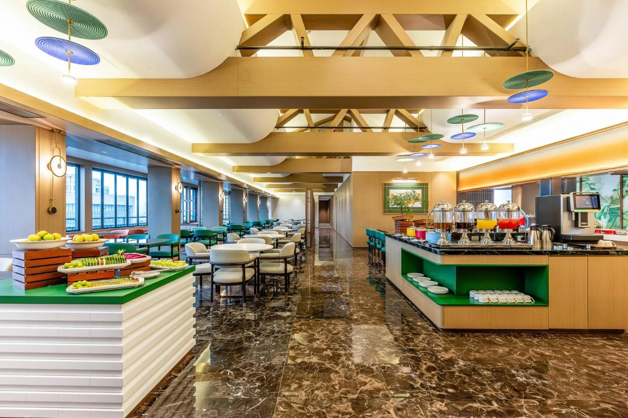 Restaurant/places to eat in Holiday Inn Hangzhou West Lake by IHG