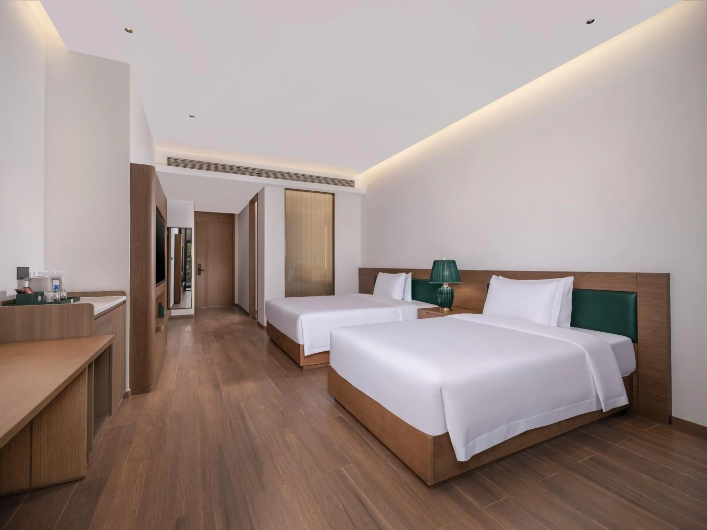 Bed in Holiday Inn Resort Wanning Shenzhou Peninsula by IHG
