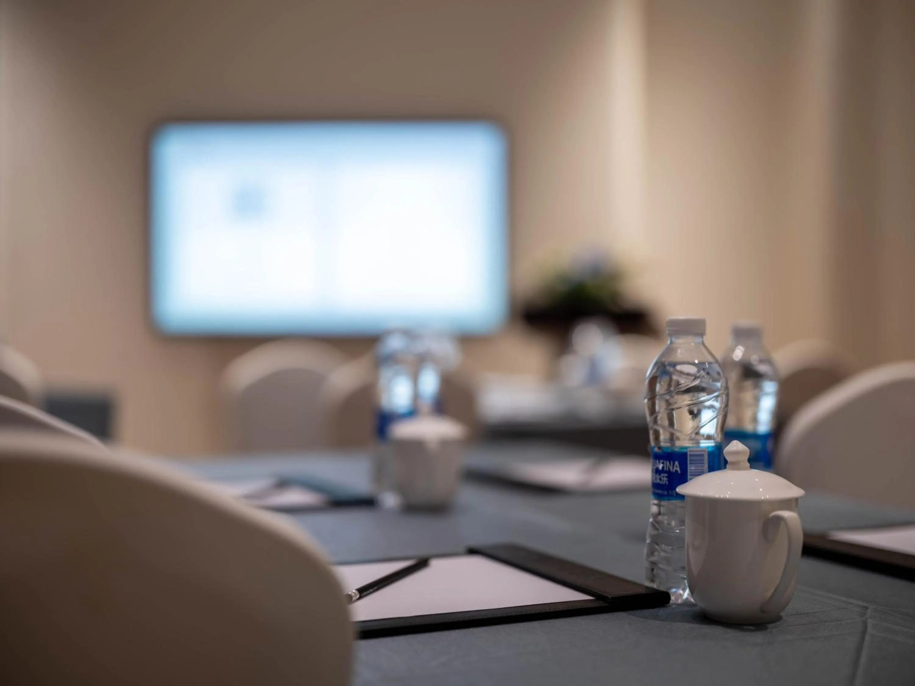 Meeting/conference room in Holiday Inn Resort Wanning Shenzhou Peninsula by IHG