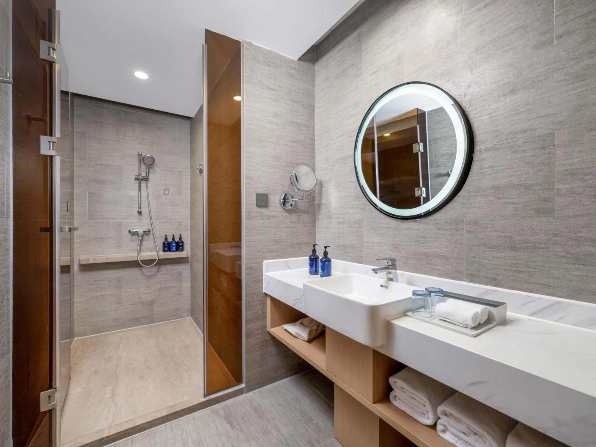 Shower in Holiday Inn Express Zhuhai Grand Theater by IHG