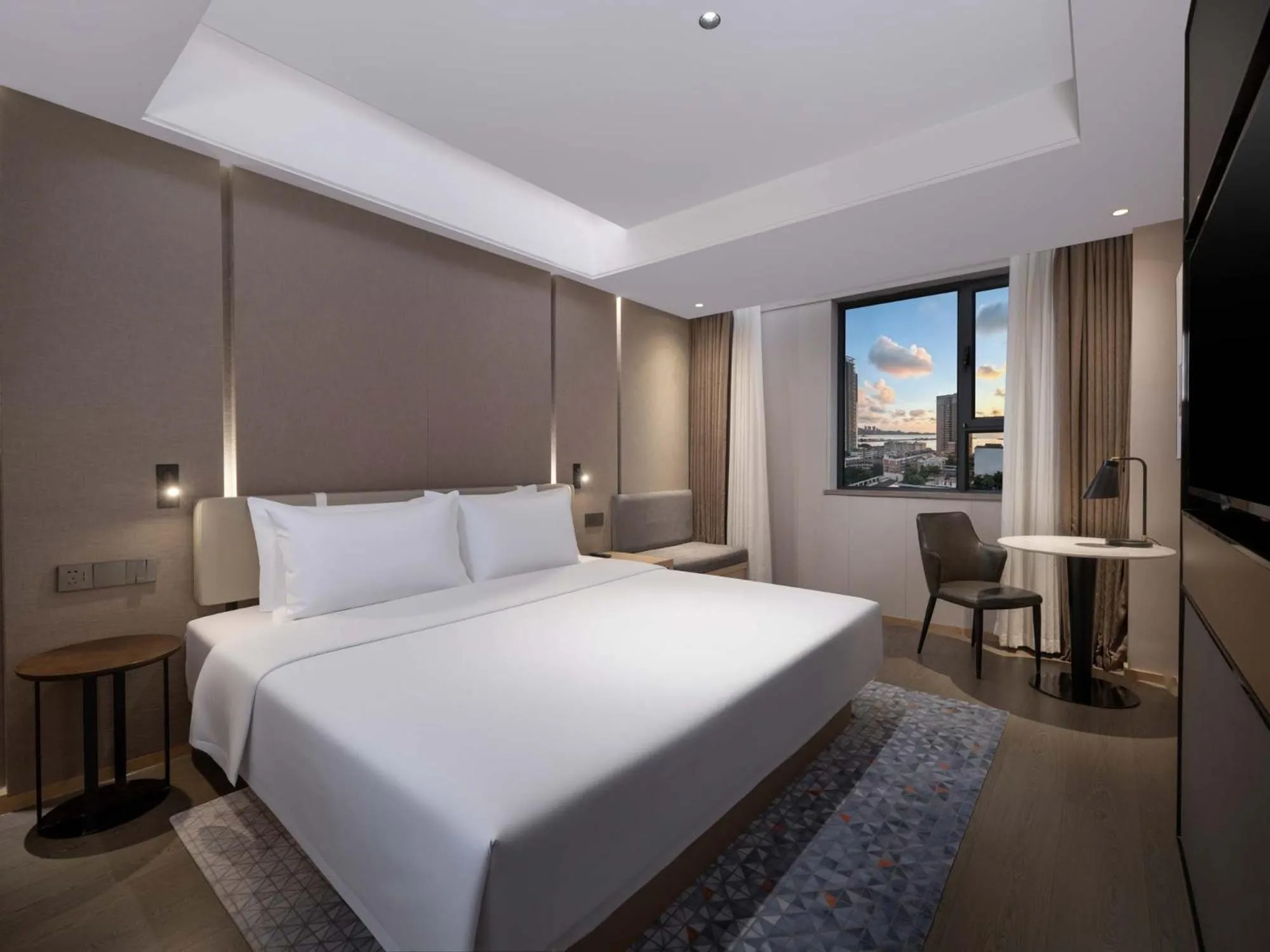 Bed in Holiday Inn Express Zhuhai Grand Theater by IHG