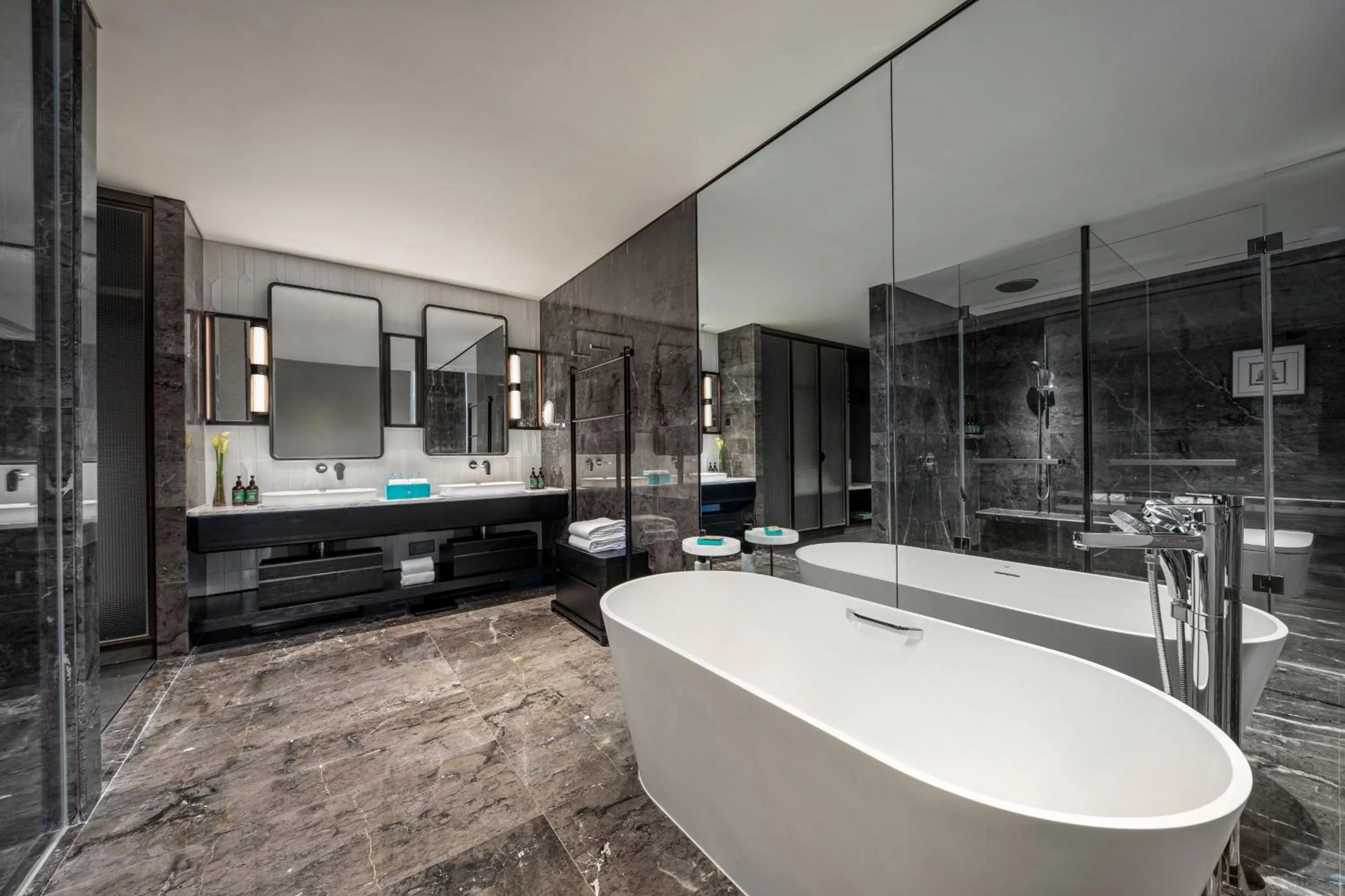 Bathroom in Crowne Plaza Beijing Tongzhou