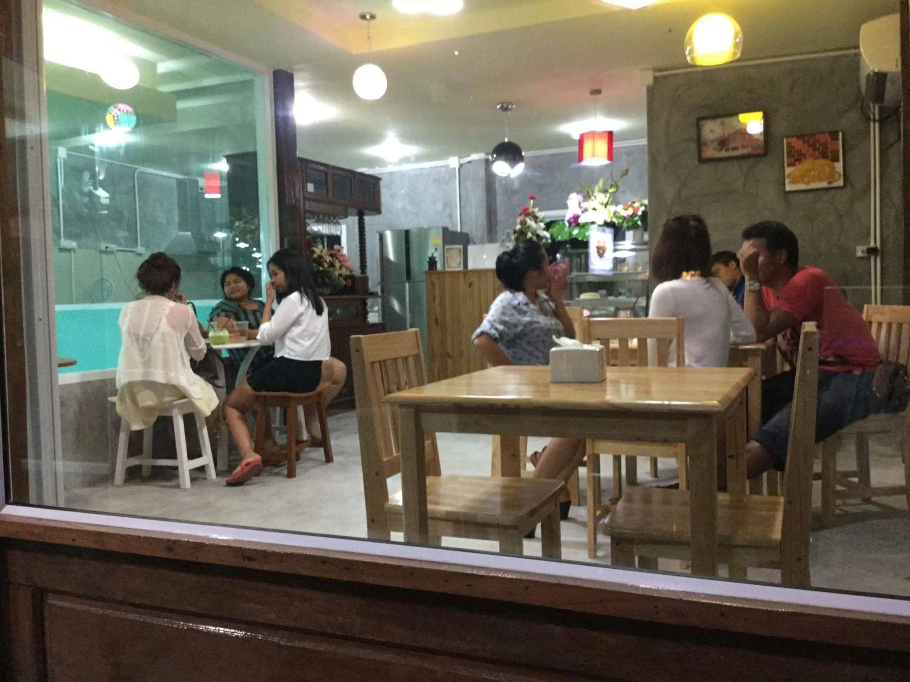 Restaurant/places to eat in Samui Poshtel