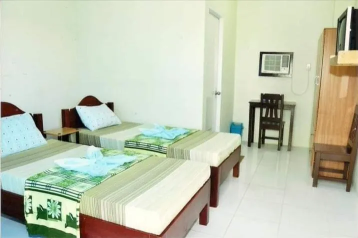 Bed in Villa Almedilla Pension House