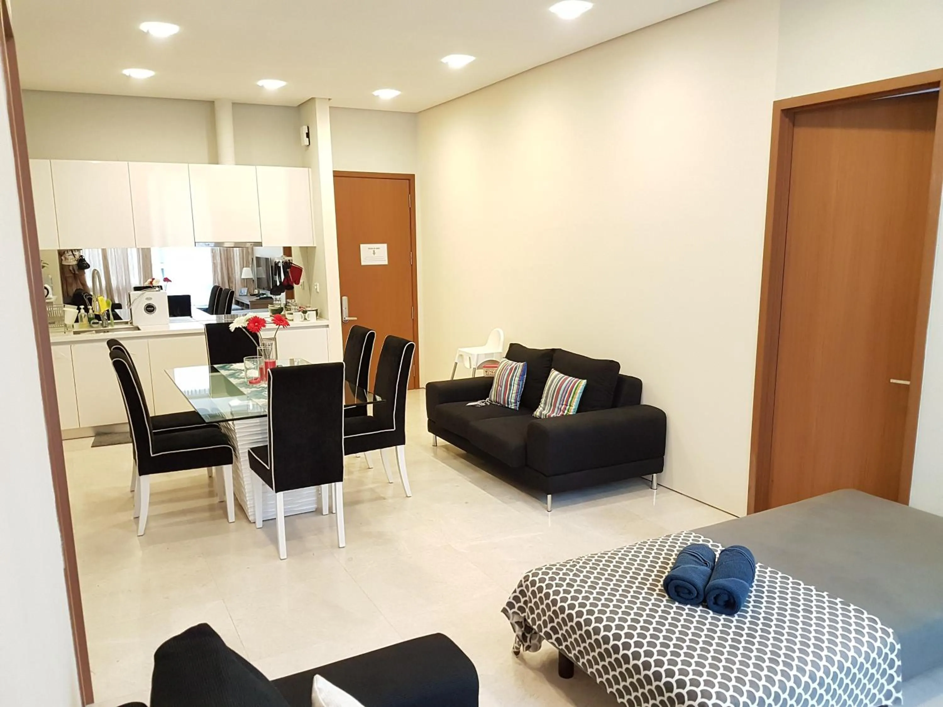 Living room in Soho Suites @ KLCC by Luxury Suites Asia