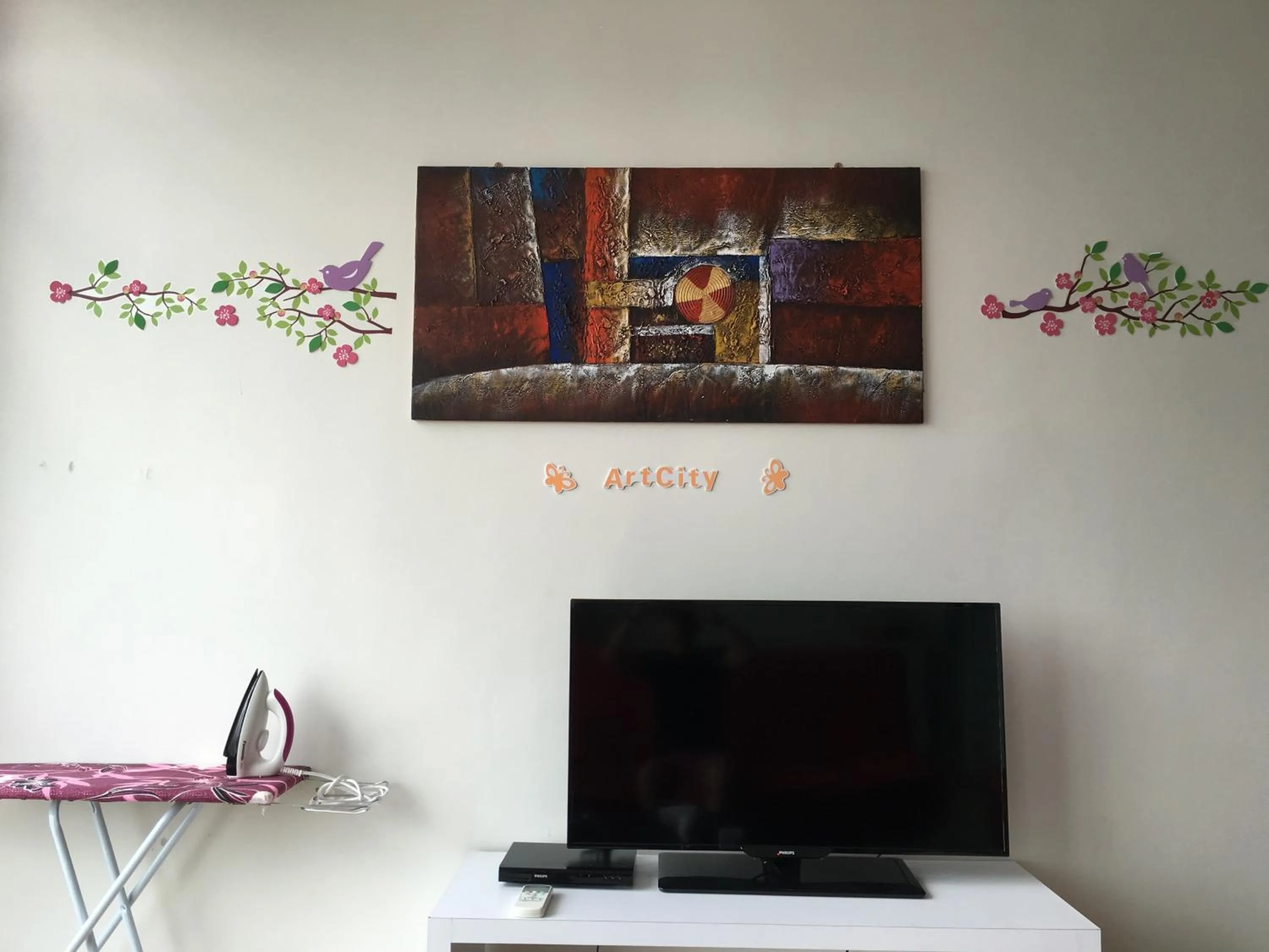 Decorative detail in Soho Suites @ KLCC by Luxury Suites Asia