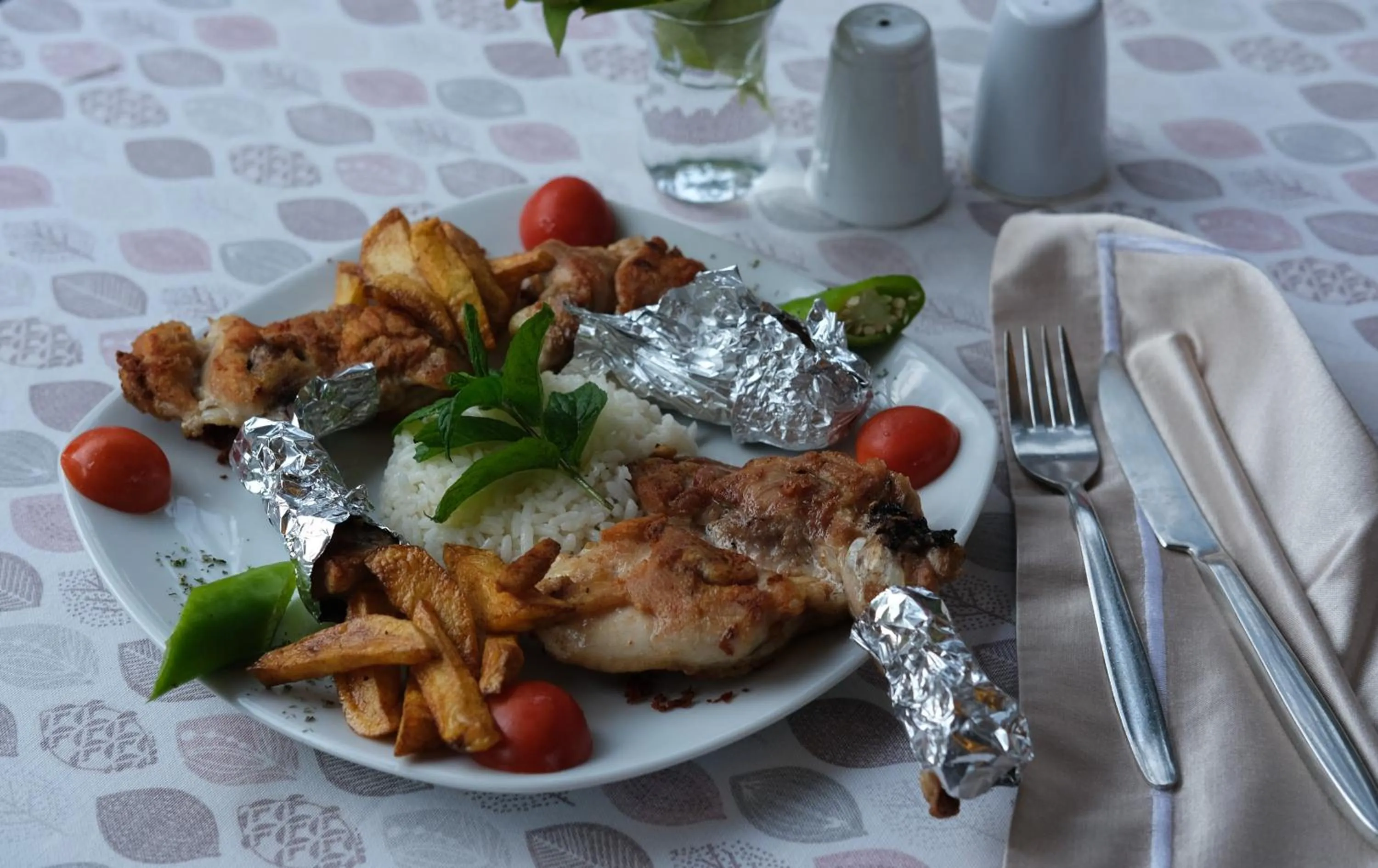 Restaurant/places to eat in Nizam Butik Otel Büyükada