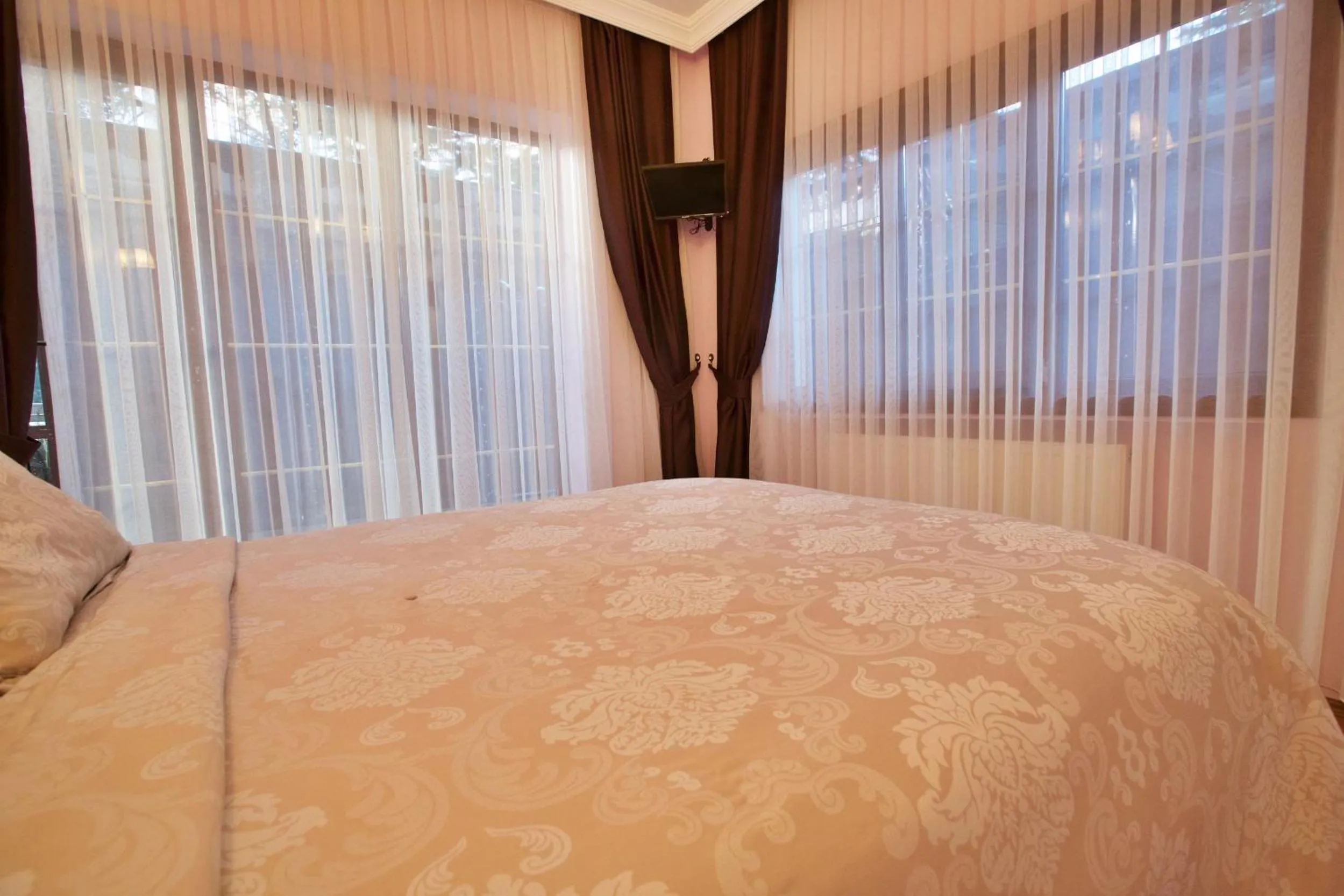 Photo of the whole room in Nizam Butik Otel Büyükada