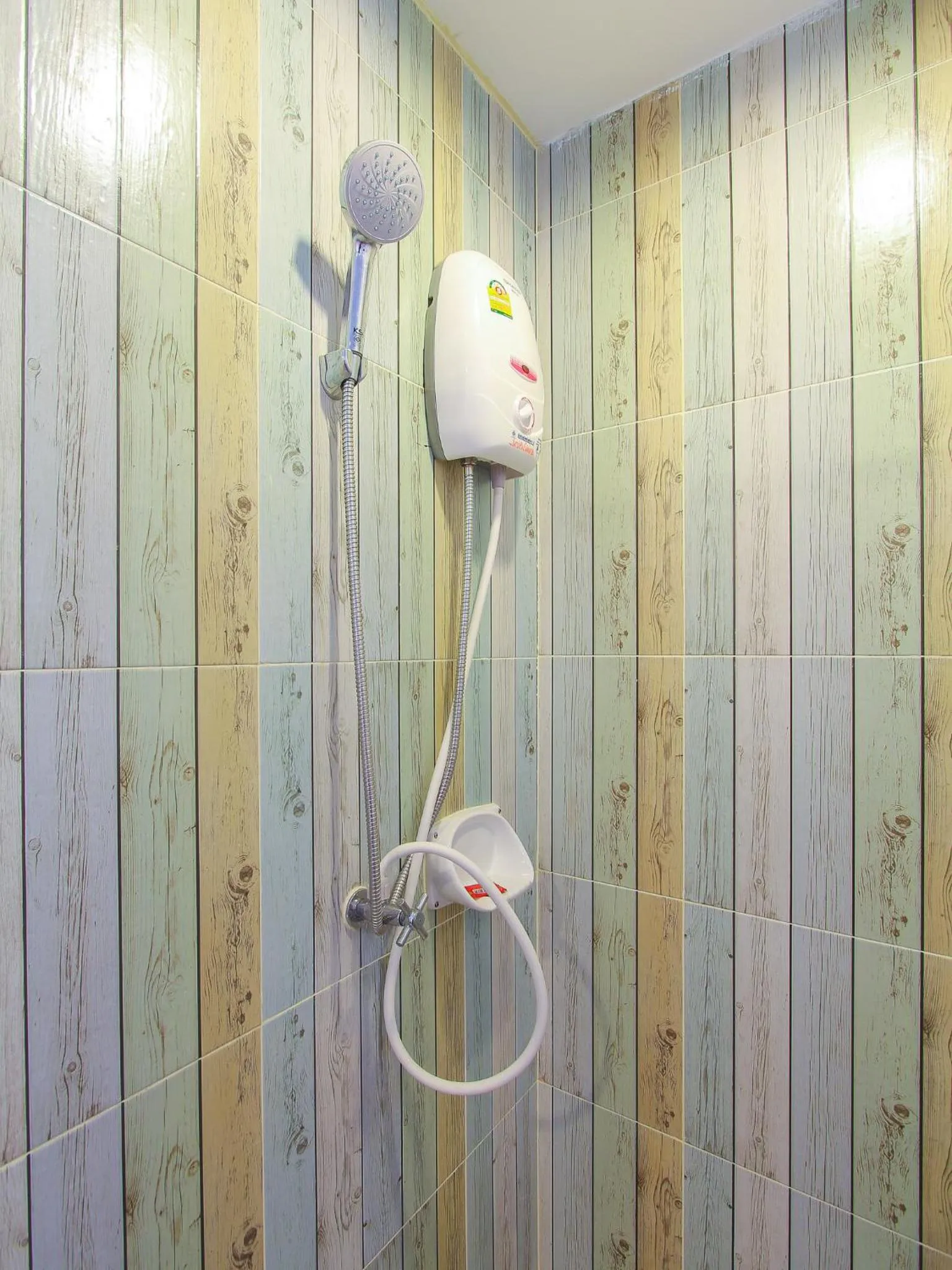 Shower in Huahin City View