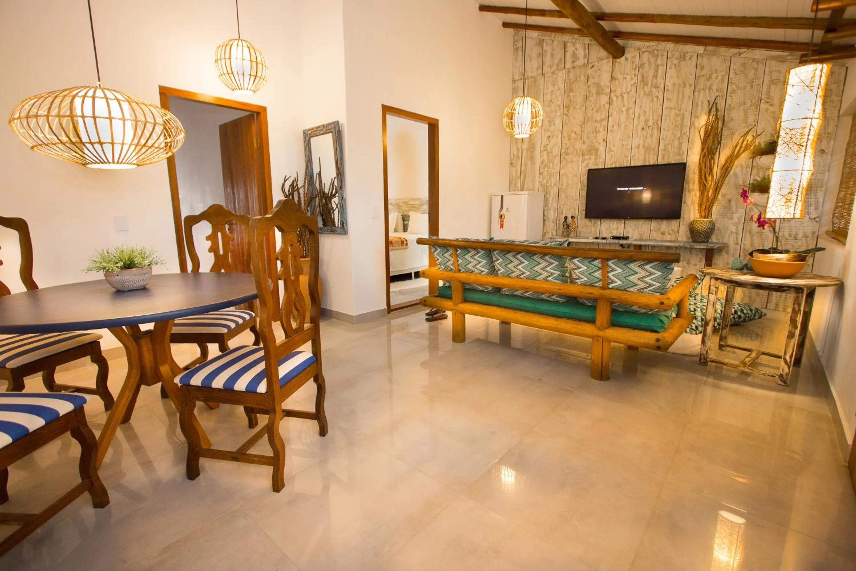 Communal lounge/ TV room in Rio Da Barra Villa Hotel