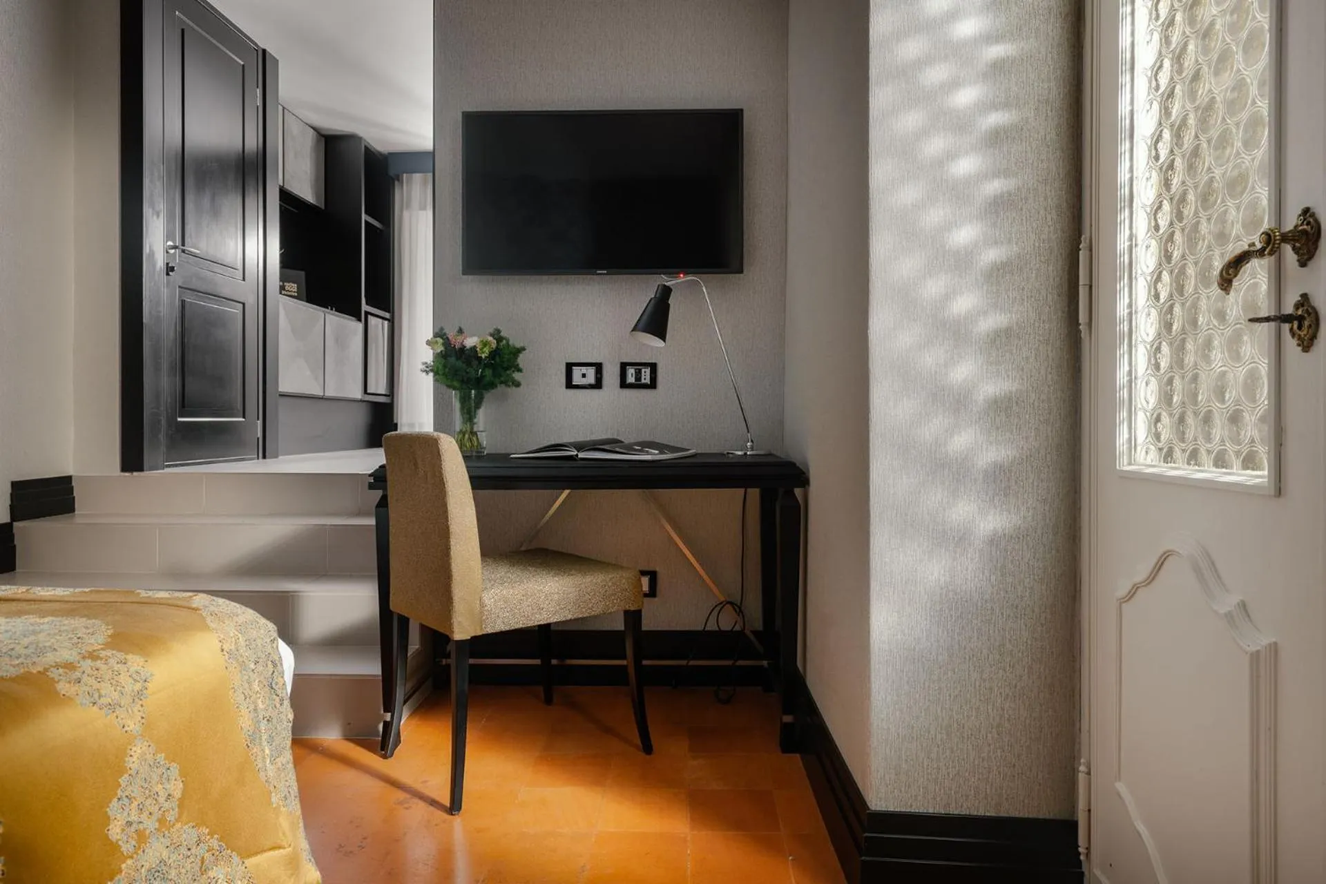 Bed in Unica Suites Rome