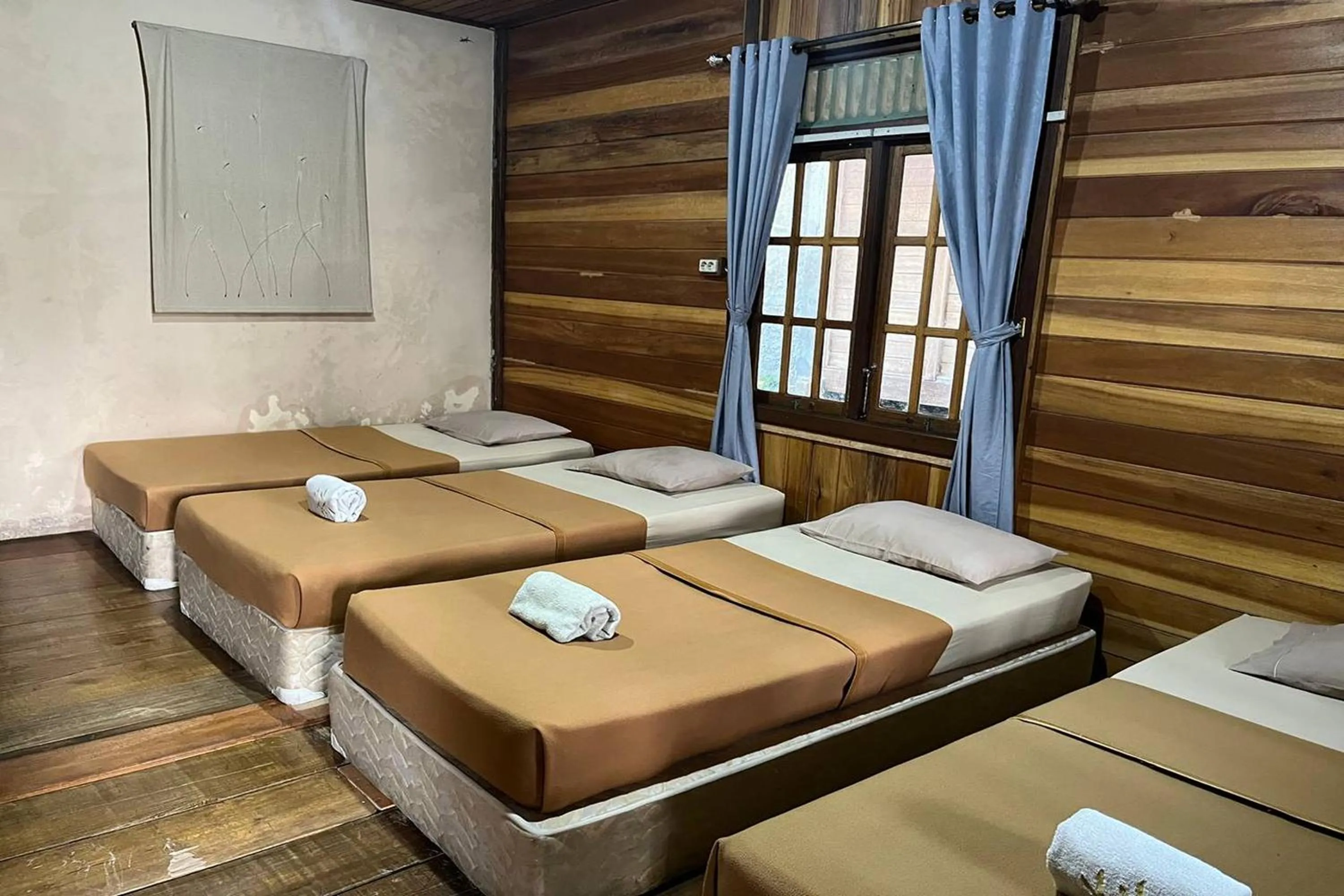 Photo of the whole room, Bed in Tjapoeng Resort Pancawati