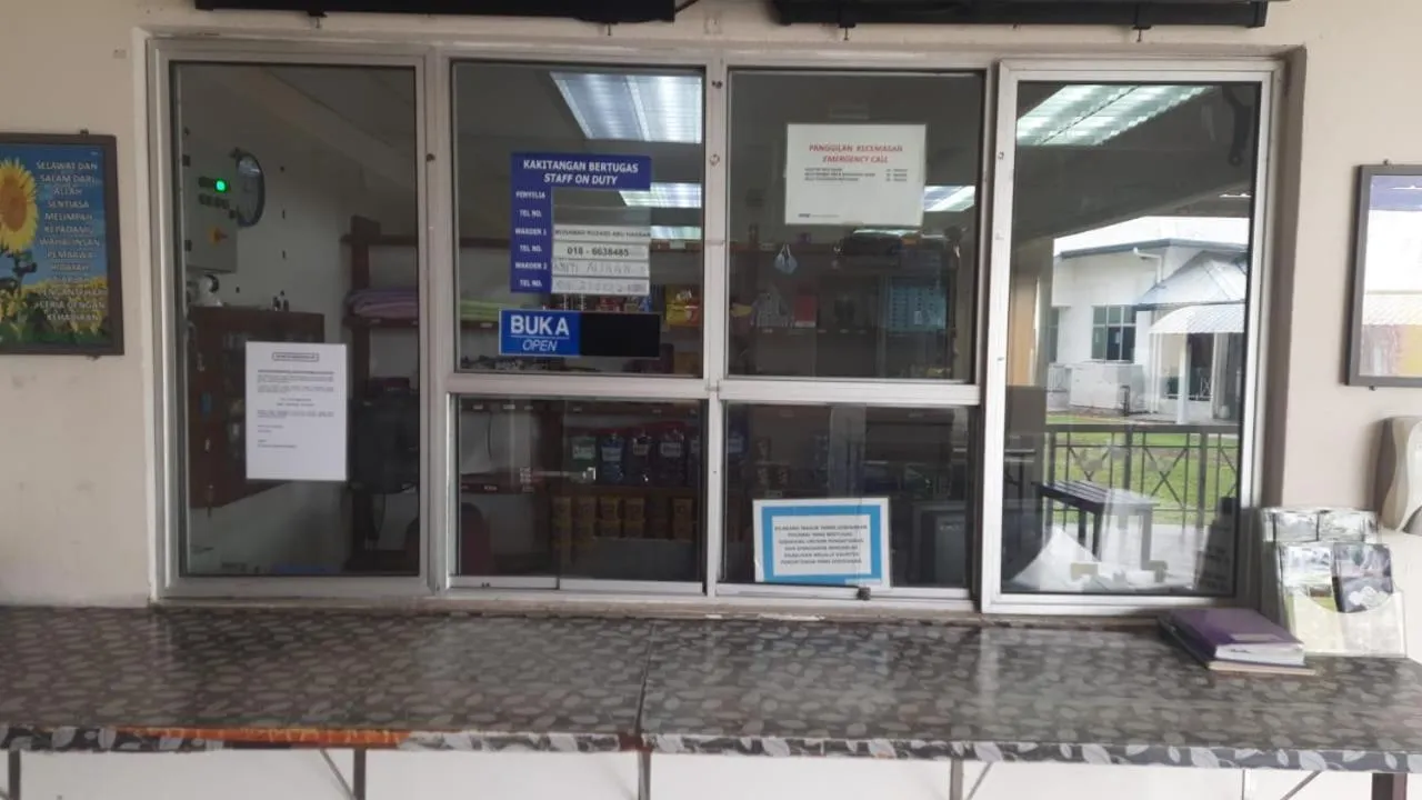 Lobby or reception in Railway Hostel