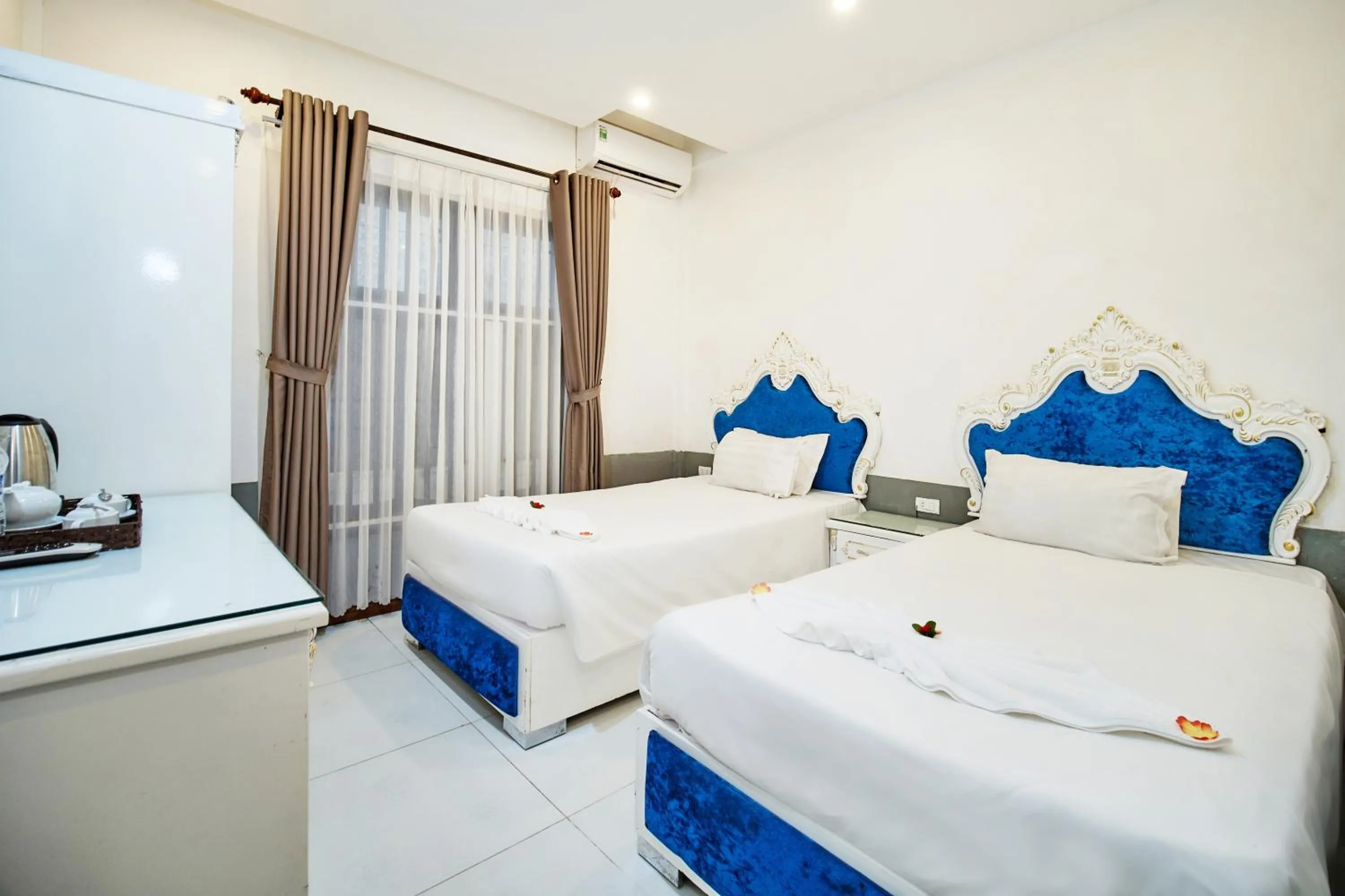 Bedroom, Bed in Hoian Nostalgia Hotel