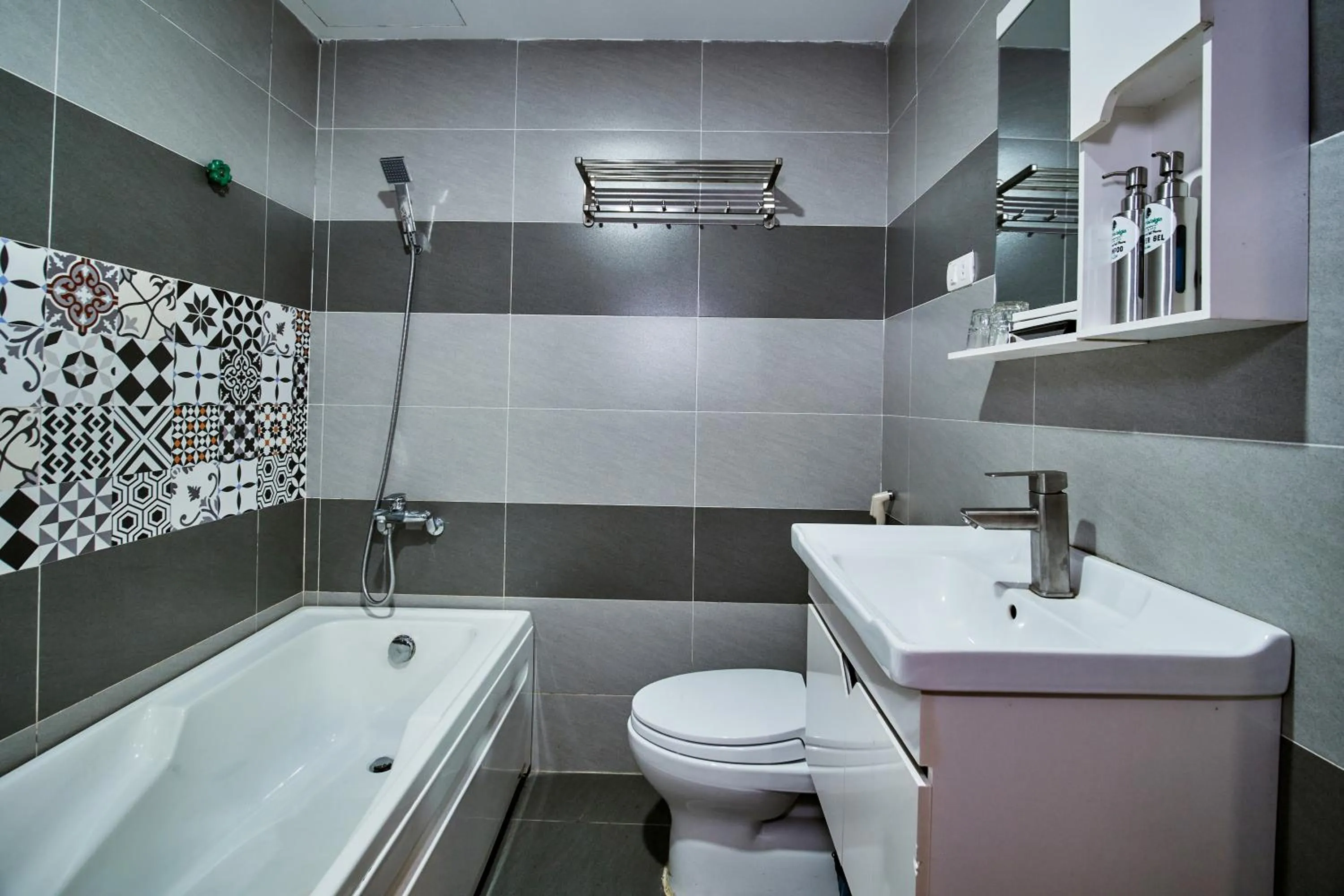 Bathroom in Hoian Nostalgia Hotel