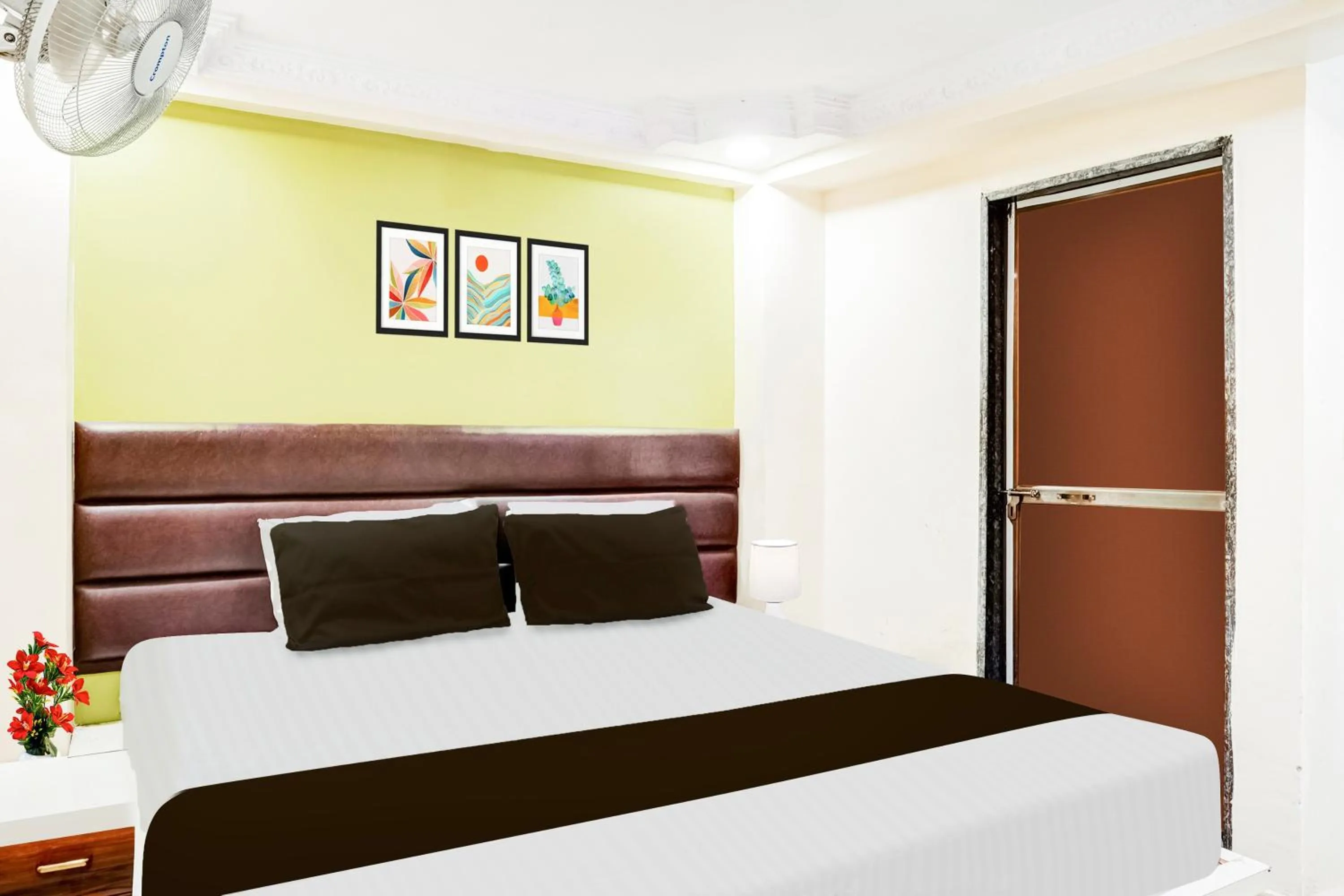 Bedroom in HOTEL O WELCOME INN