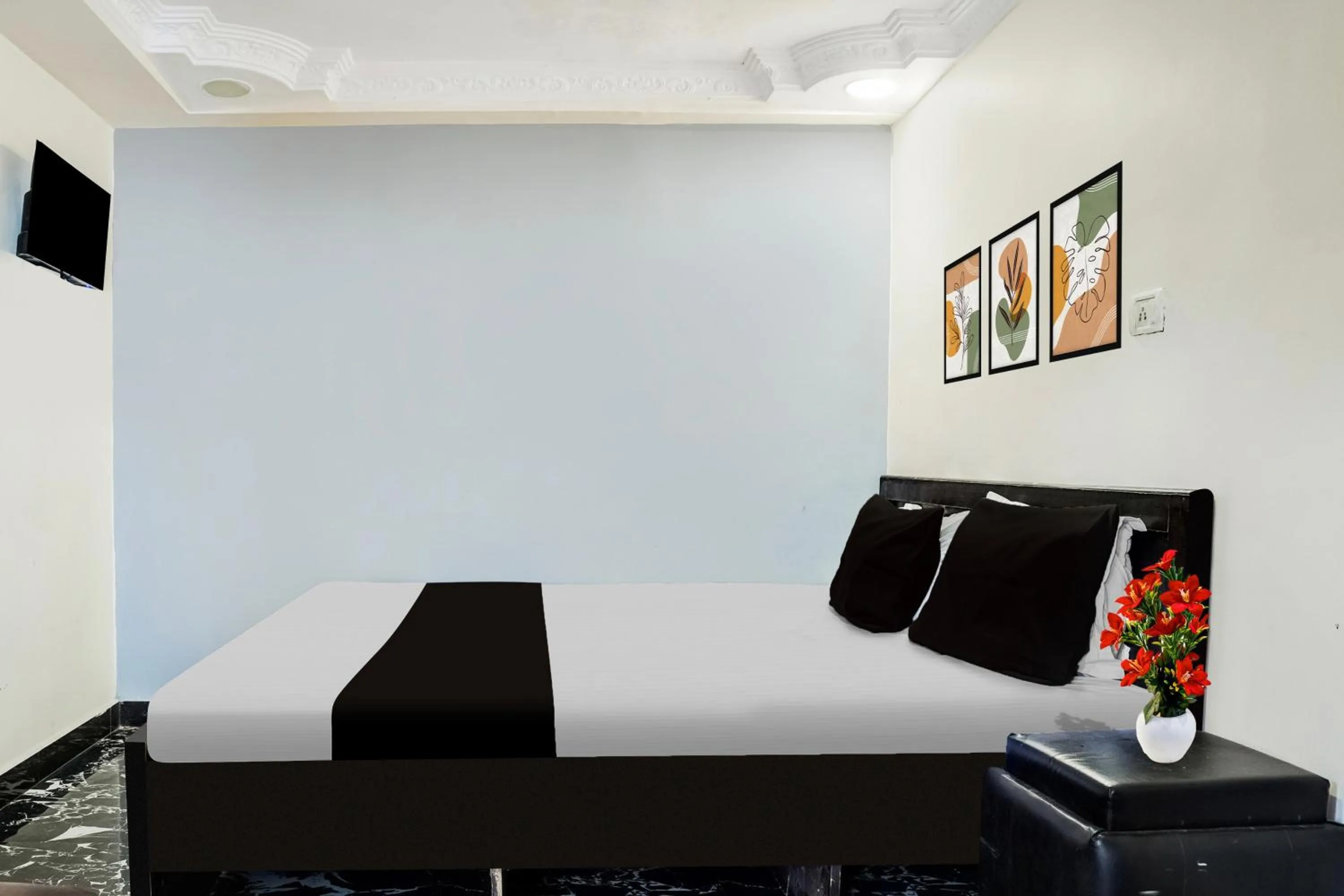 Bedroom in HOTEL O WELCOME INN