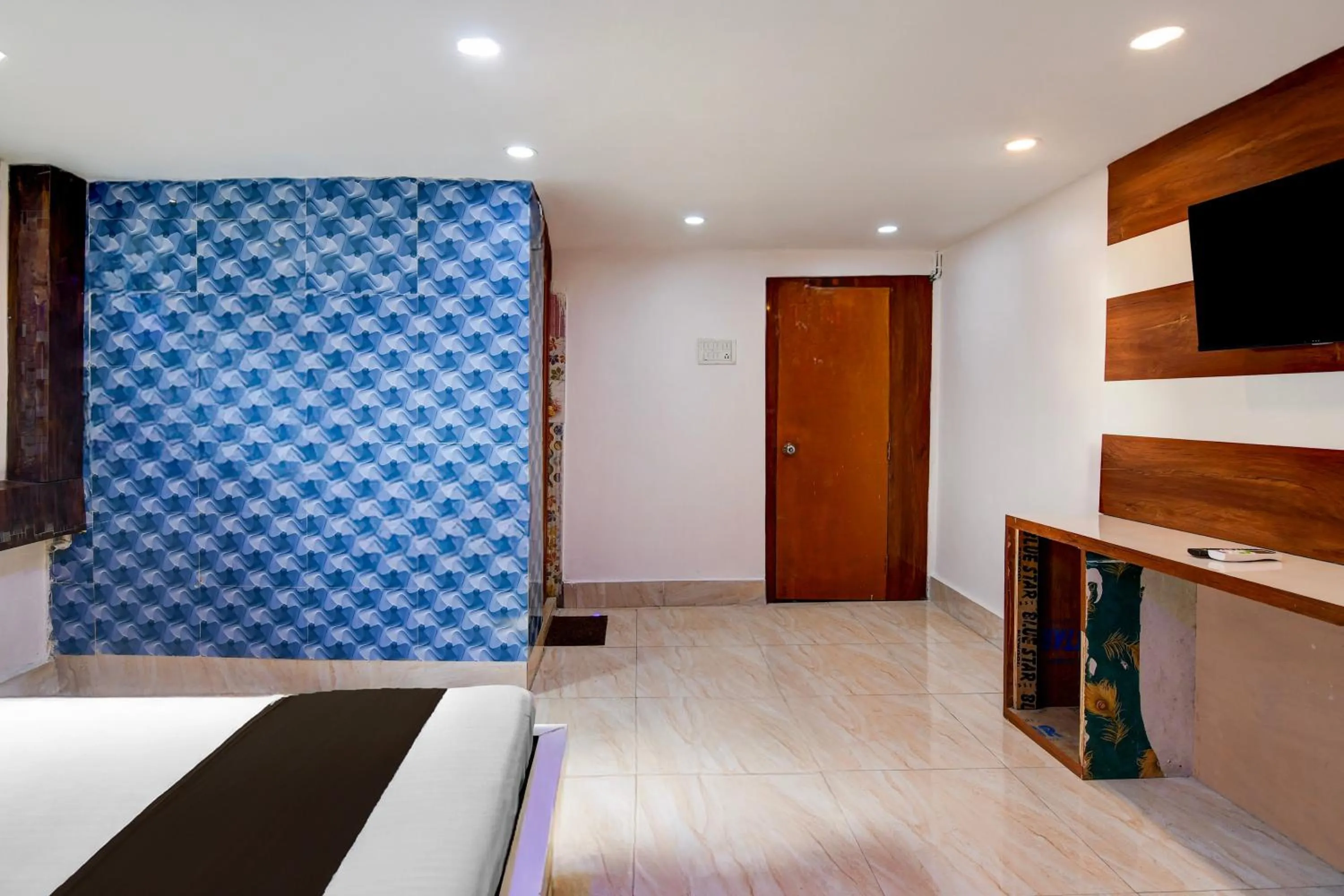 Bedroom, Bed in Hotel O Diamond Plaza