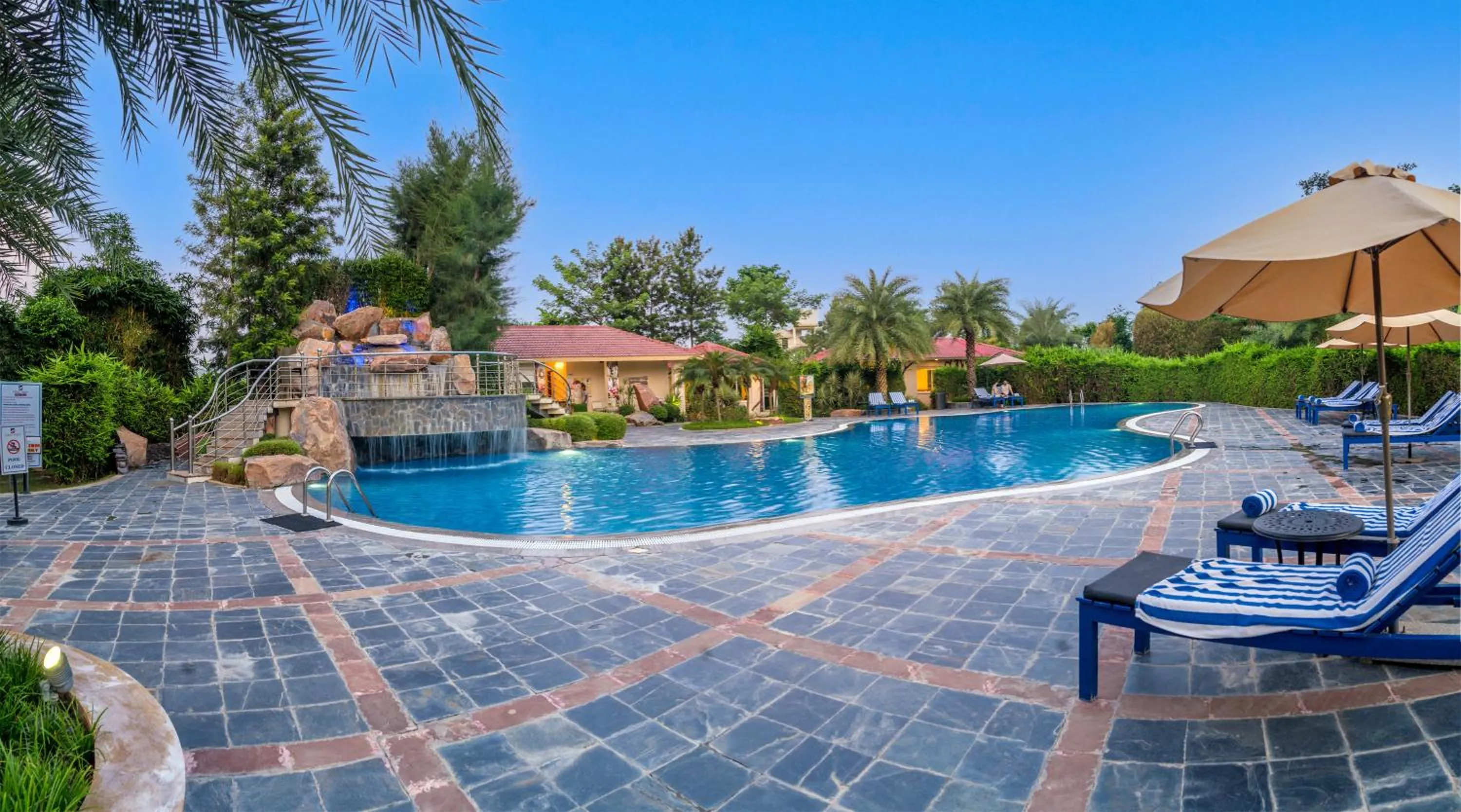 Pool view in Resort De Coracao - Corbett , Uttarakhand