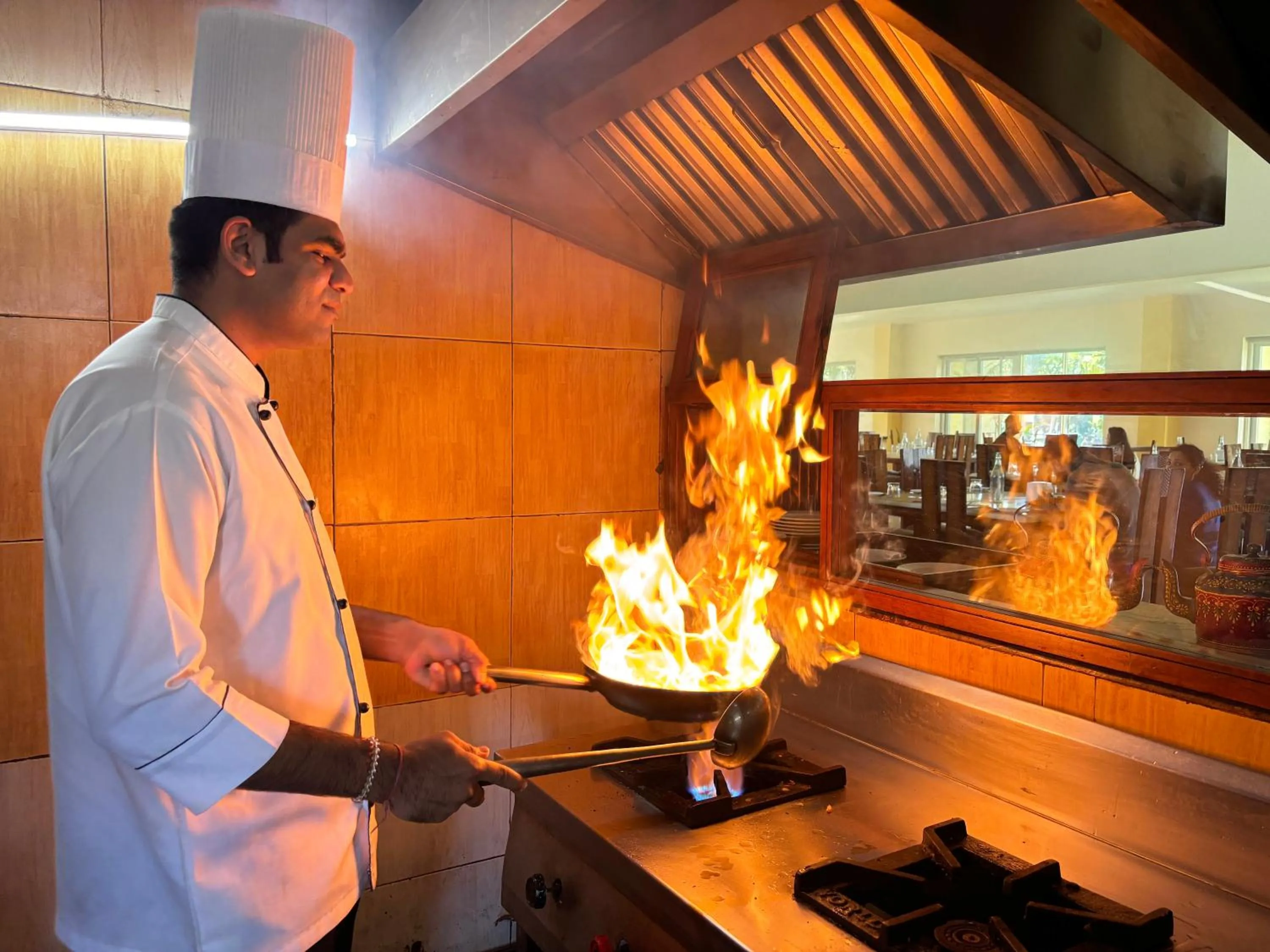 Restaurant/places to eat in Resort De Coracao - Corbett , Uttarakhand