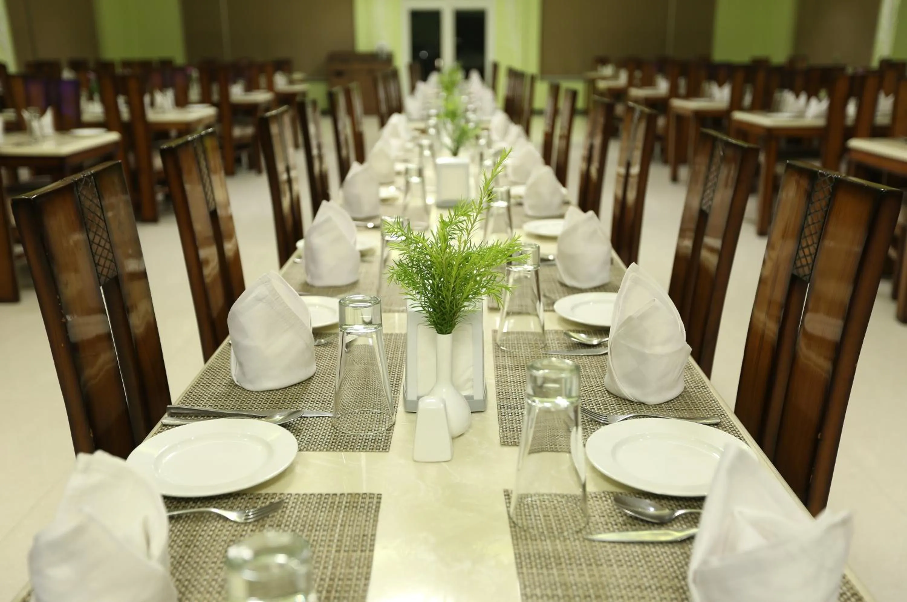 Restaurant/places to eat in Resort De Coracao - Corbett , Uttarakhand