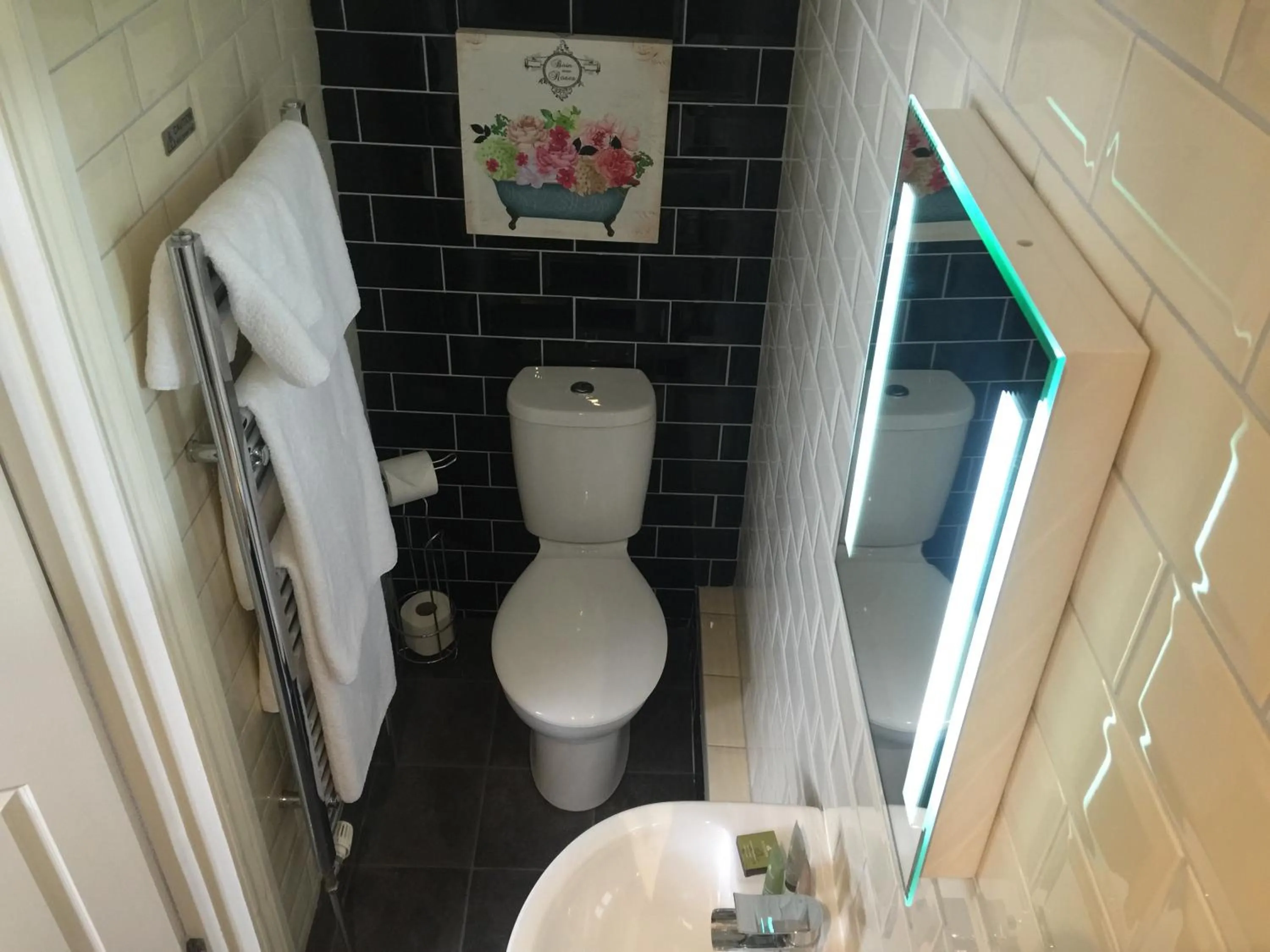 Bathroom in The Clyffe Hotel