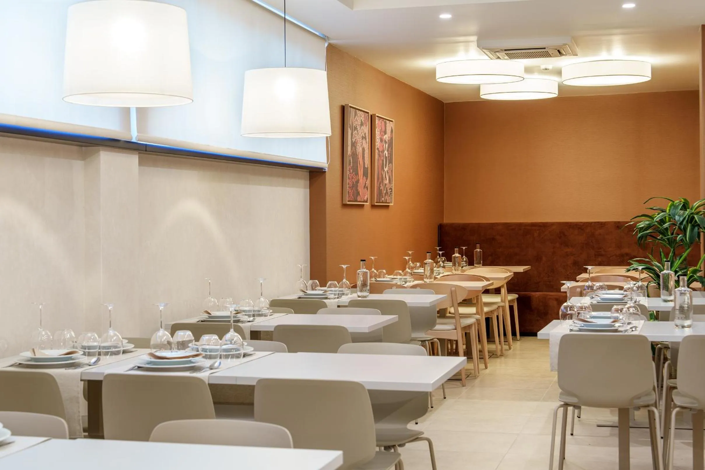 Restaurant/places to eat in Hotel Santo António de Pádua